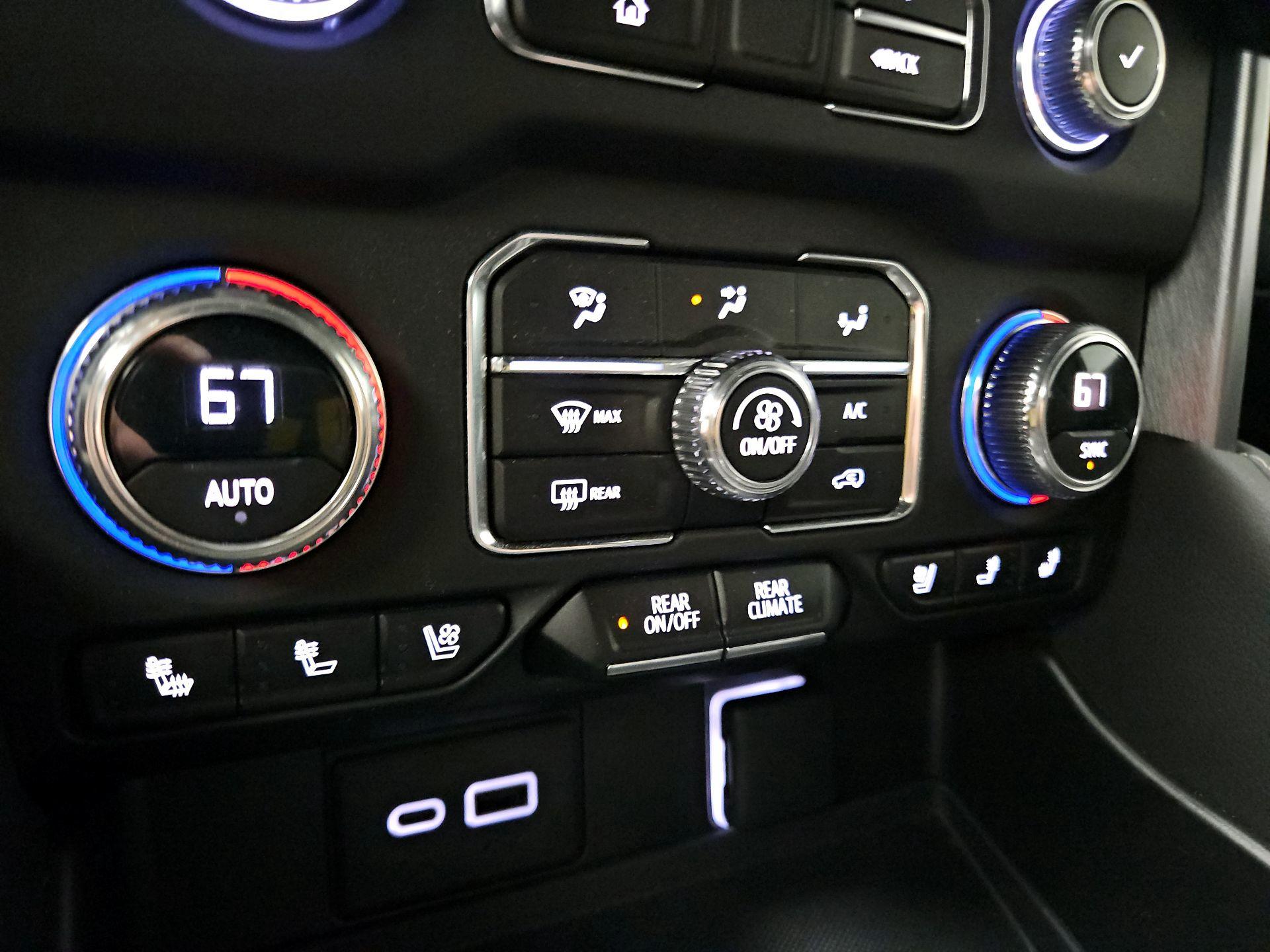 Thumbnail: 2023 GMC Yukon - 16