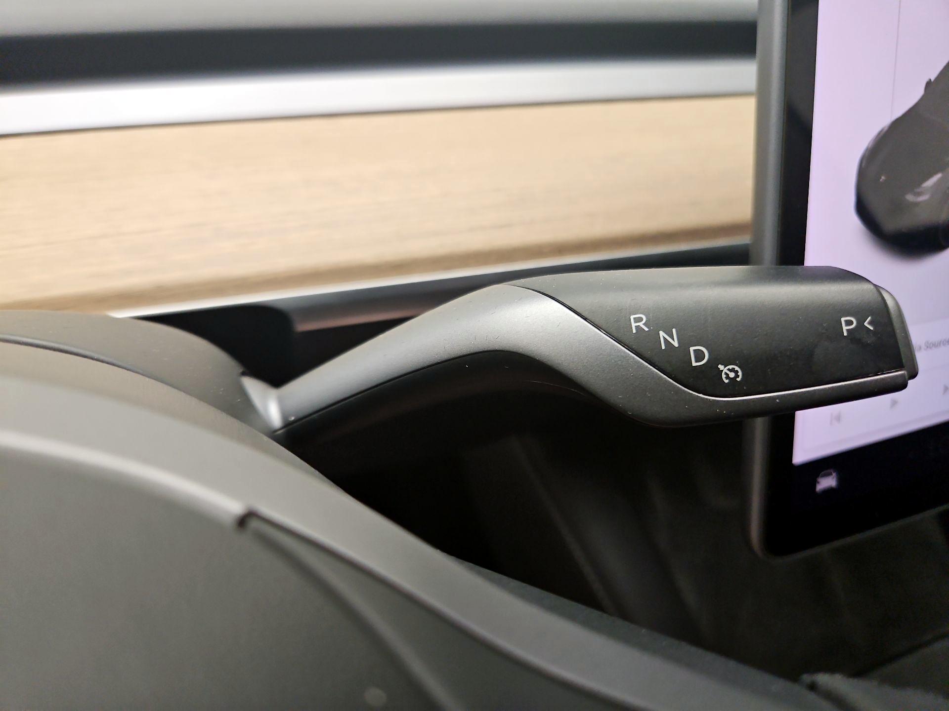 Thumbnail: 2022 Tesla Model Y - 17
