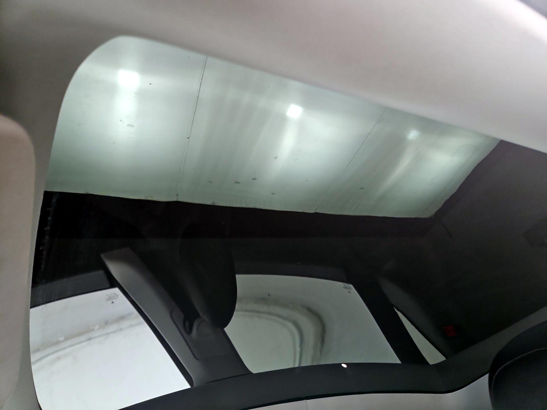 Thumbnail: 2022 Tesla Model Y - 18