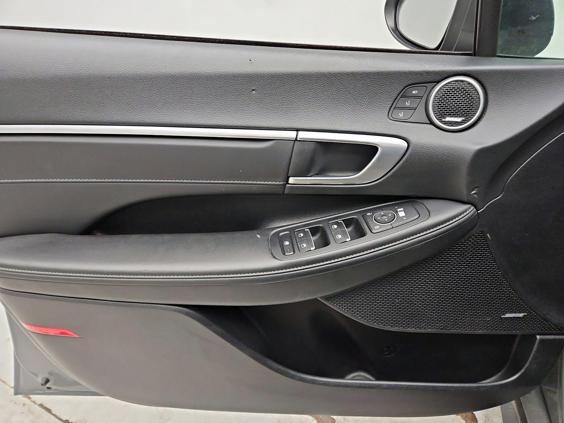 Thumbnail: 2021 Hyundai Sonata - 12