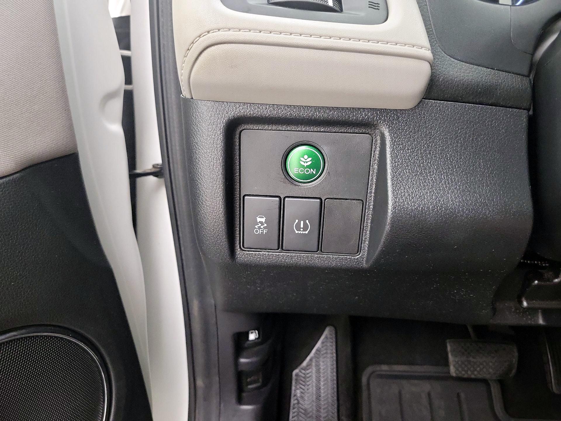 Thumbnail: 2017 Honda HR-V - 13