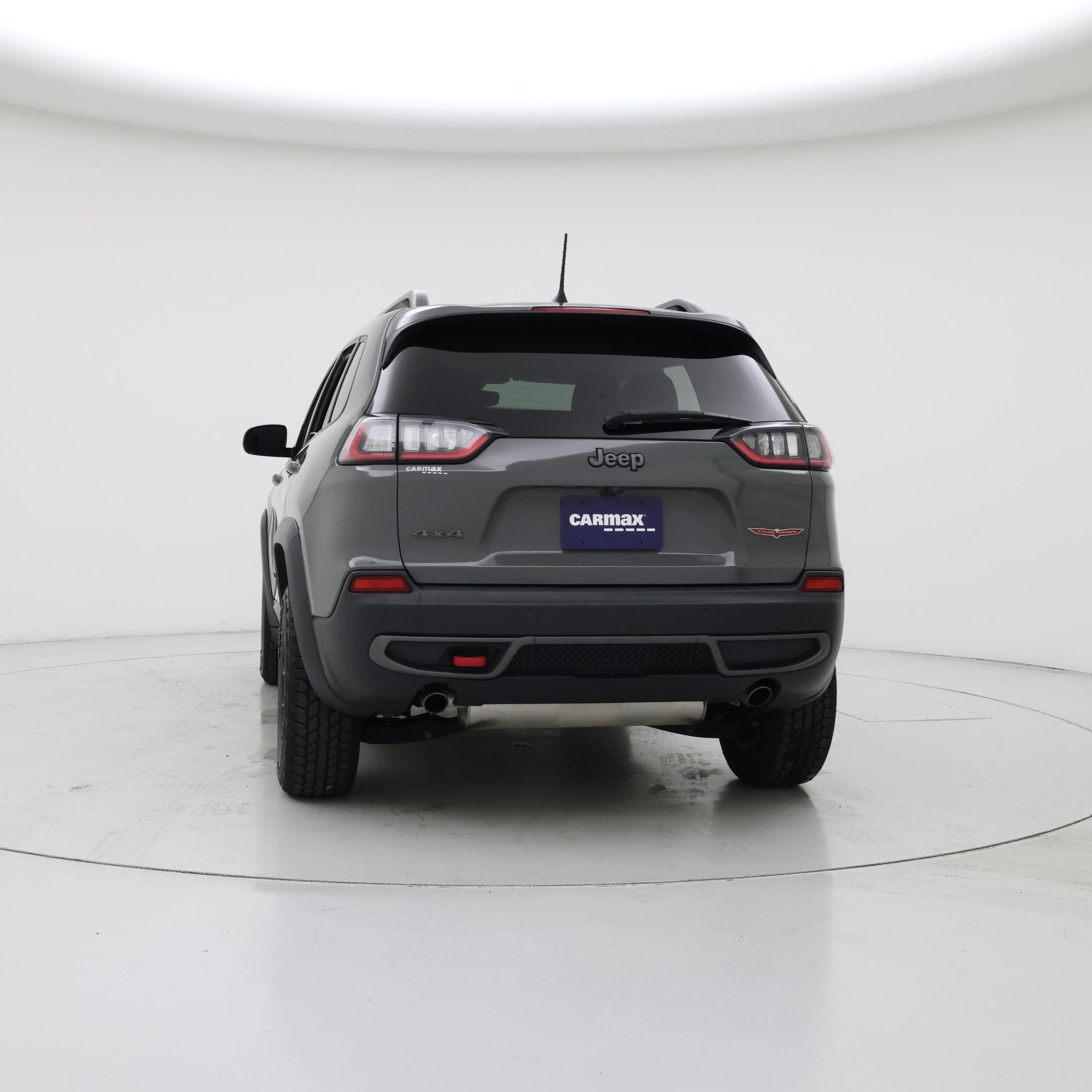 Thumbnail: 2019 Jeep Cherokee - 6