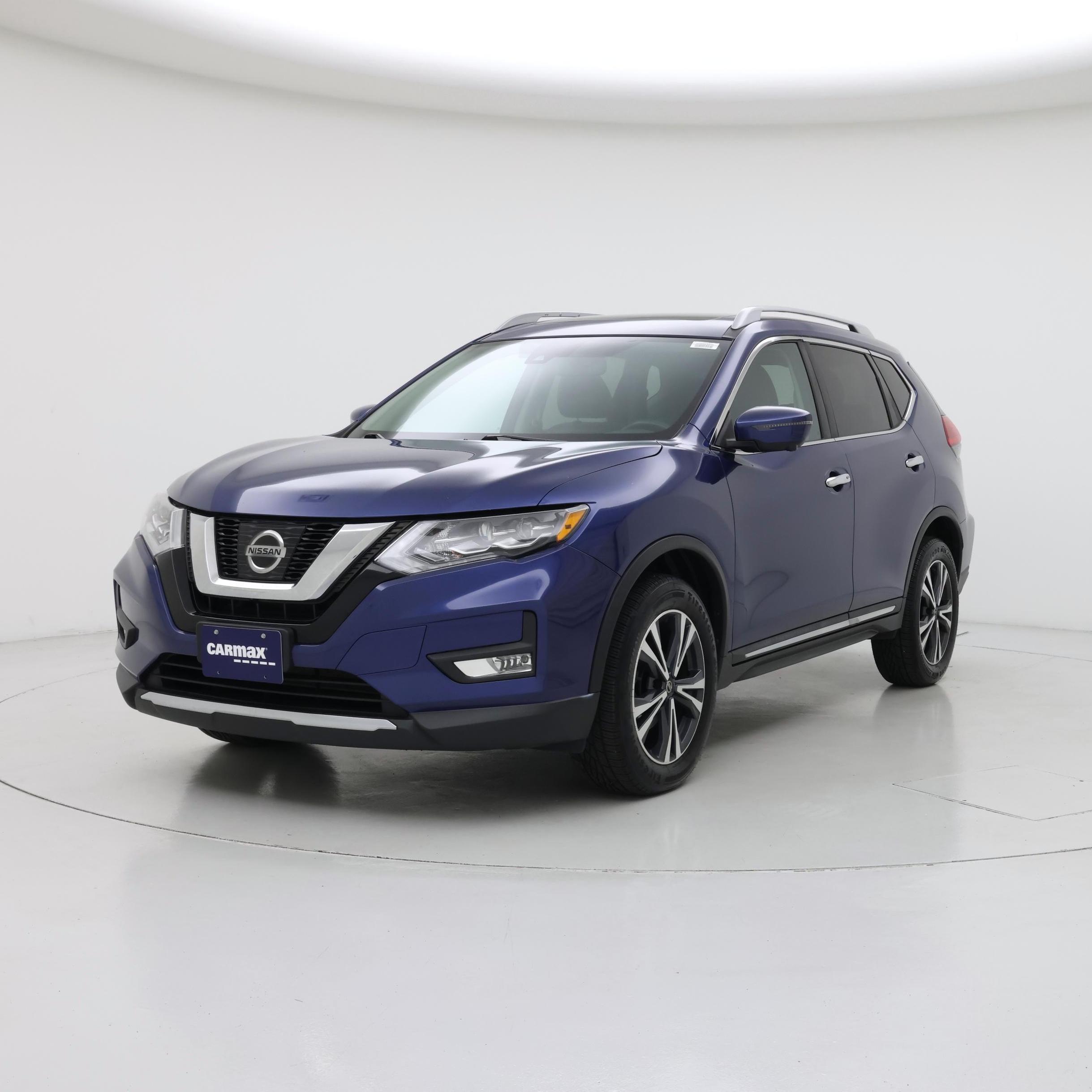 Thumbnail: 2017 Nissan Rogue - 4