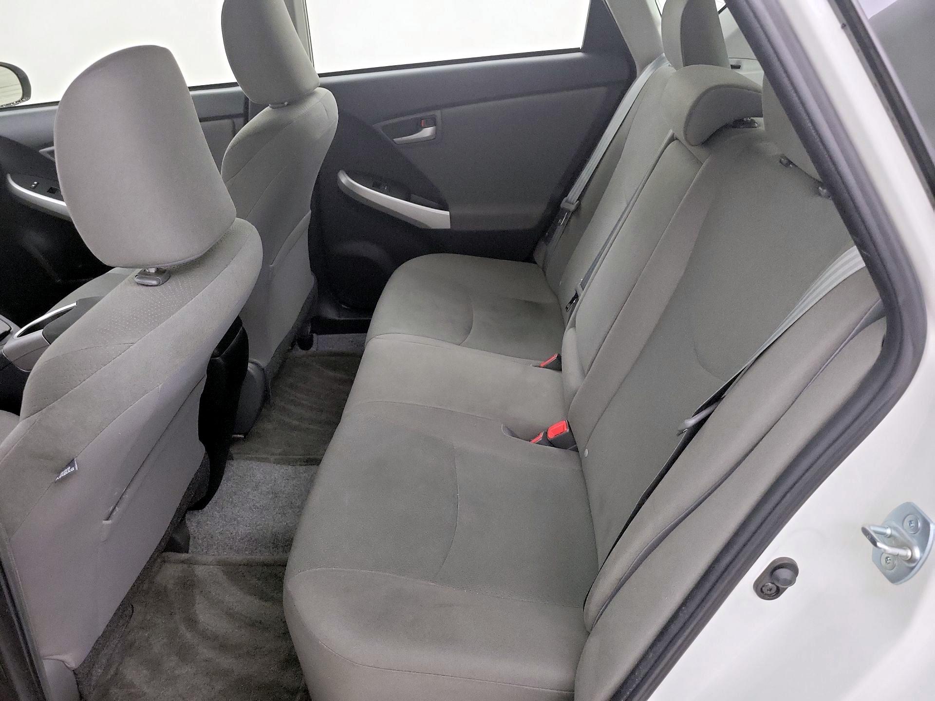 Thumbnail: 2014 Toyota Prius - 18
