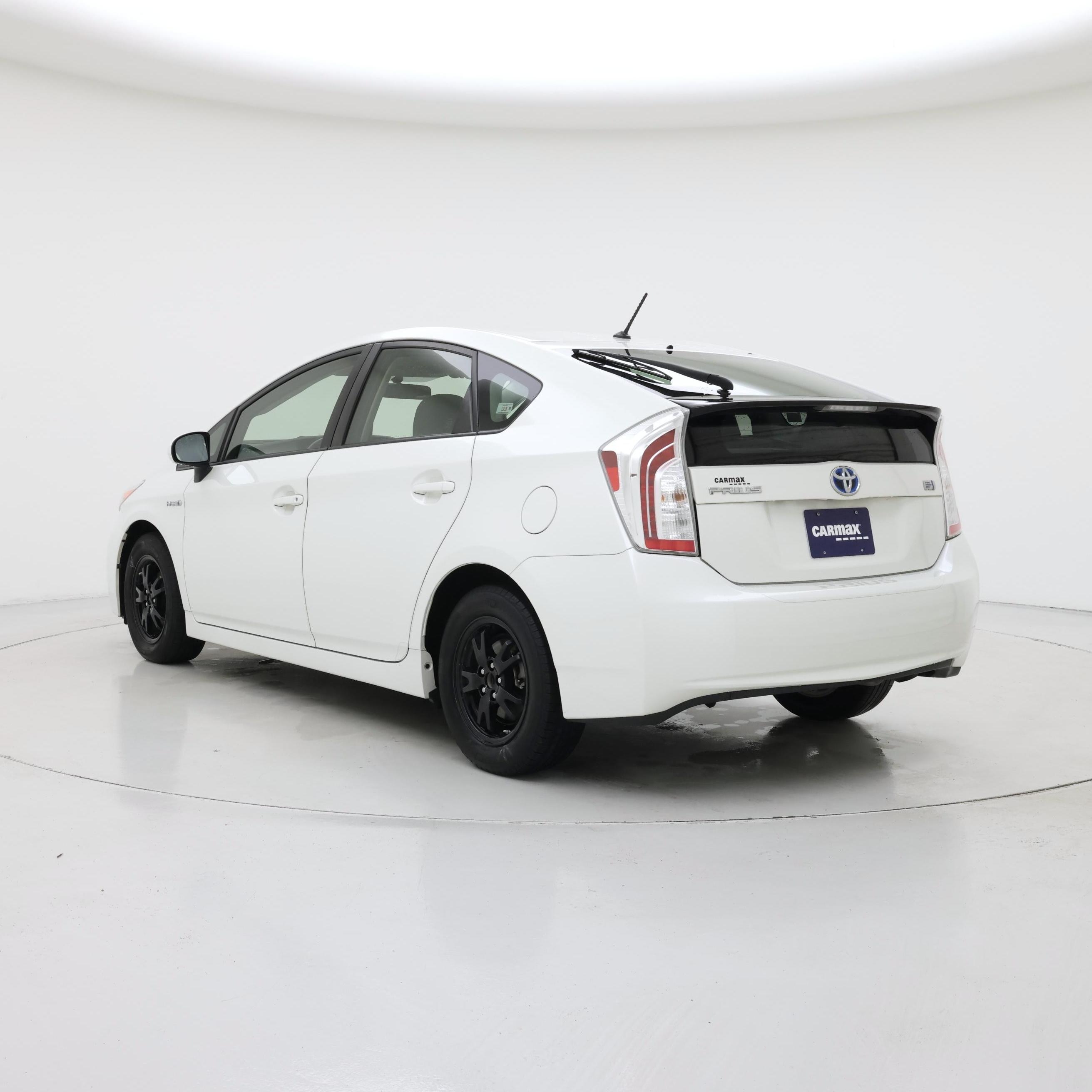 Thumbnail: 2014 Toyota Prius - 2