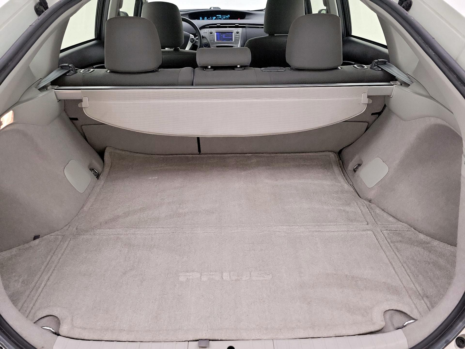 Thumbnail: 2014 Toyota Prius - 19