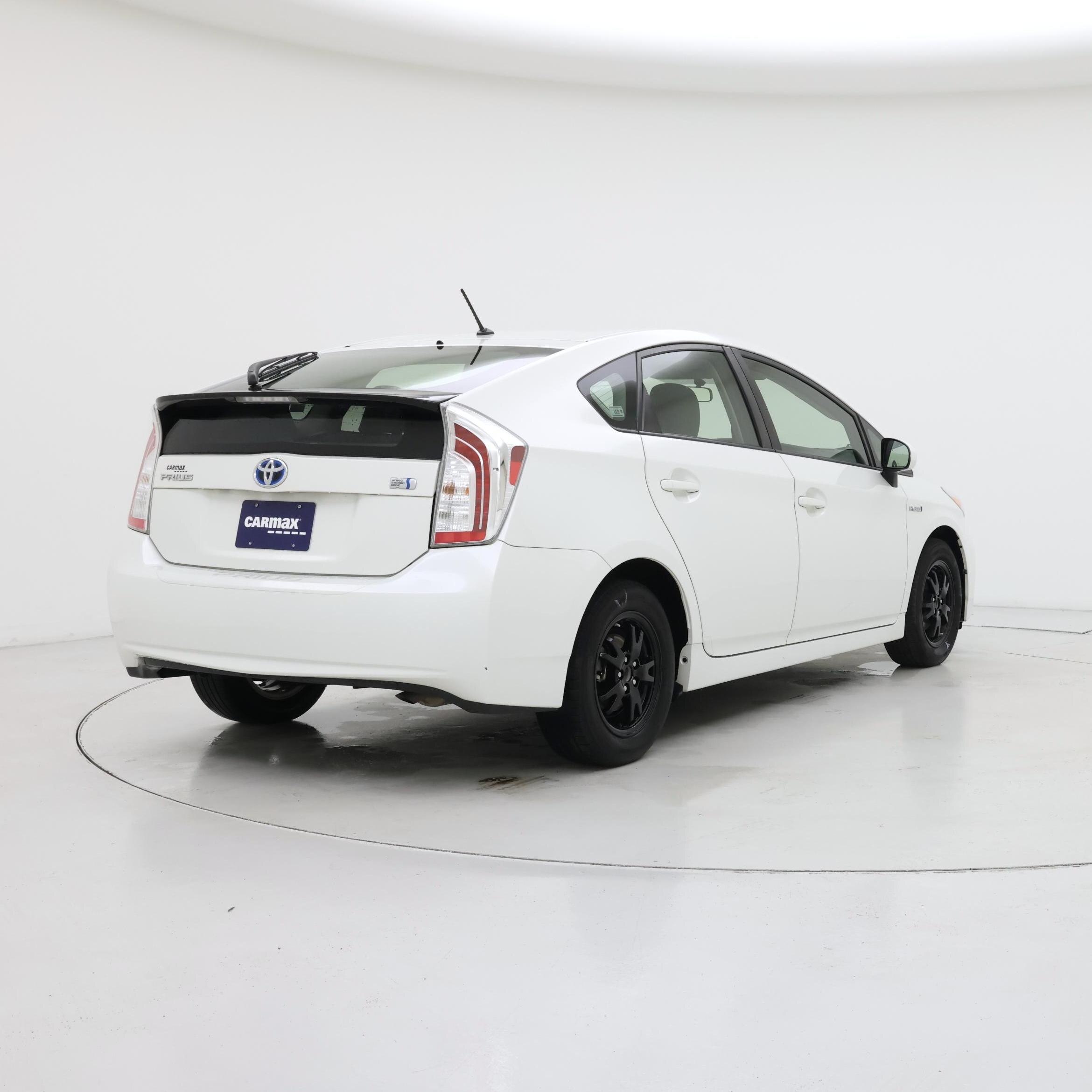 Thumbnail: 2014 Toyota Prius - 8