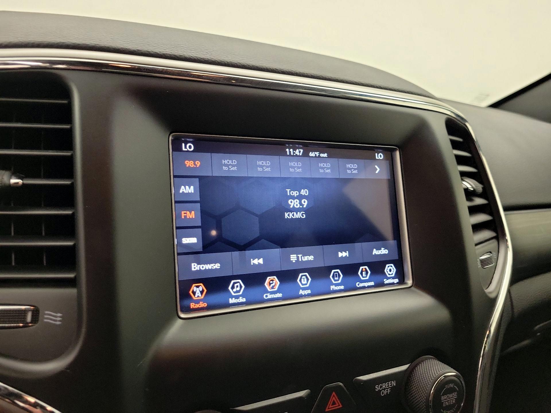 Thumbnail: 2019 Jeep Grand Cherokee - 15