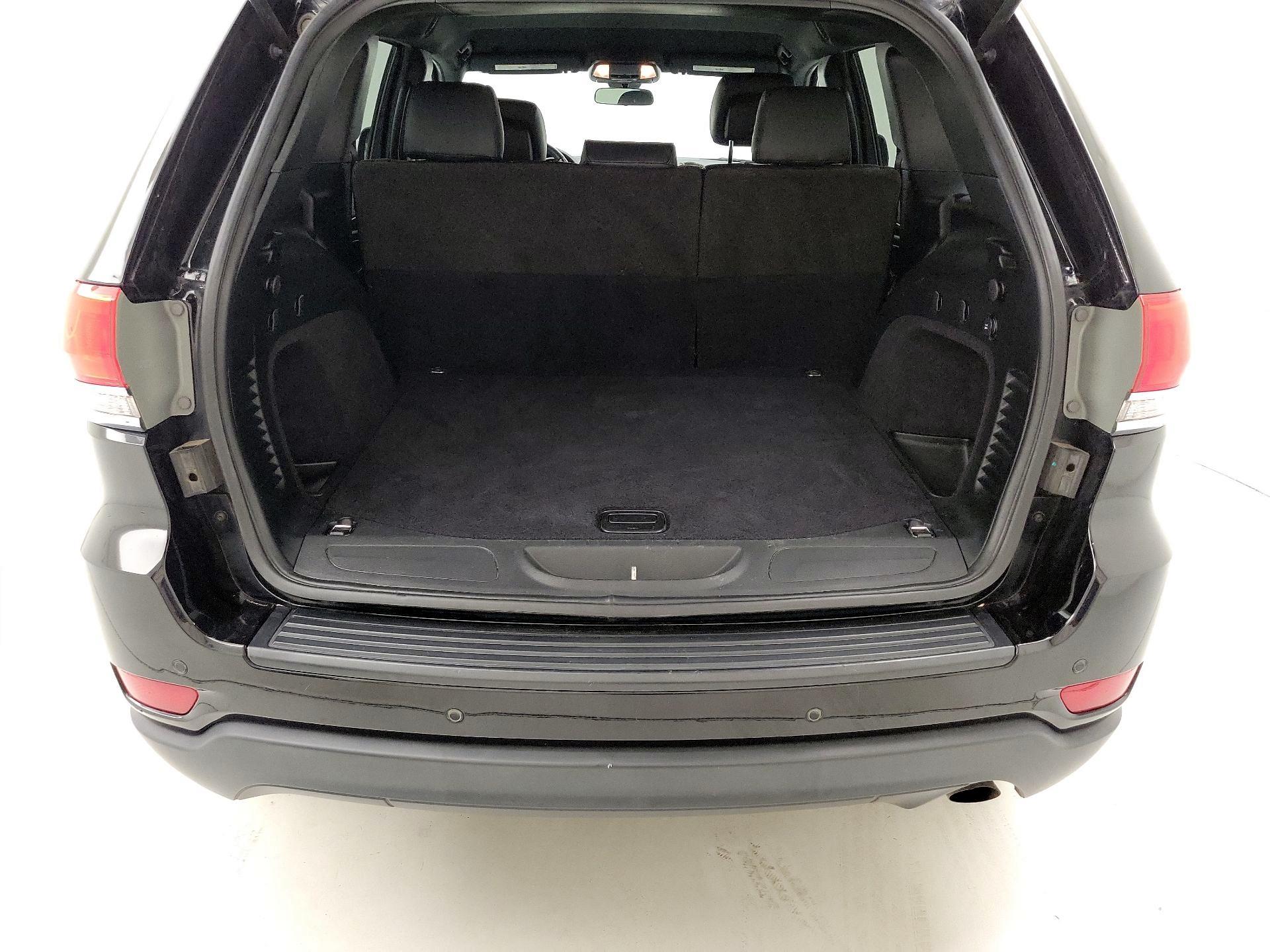 Thumbnail: 2019 Jeep Grand Cherokee - 20