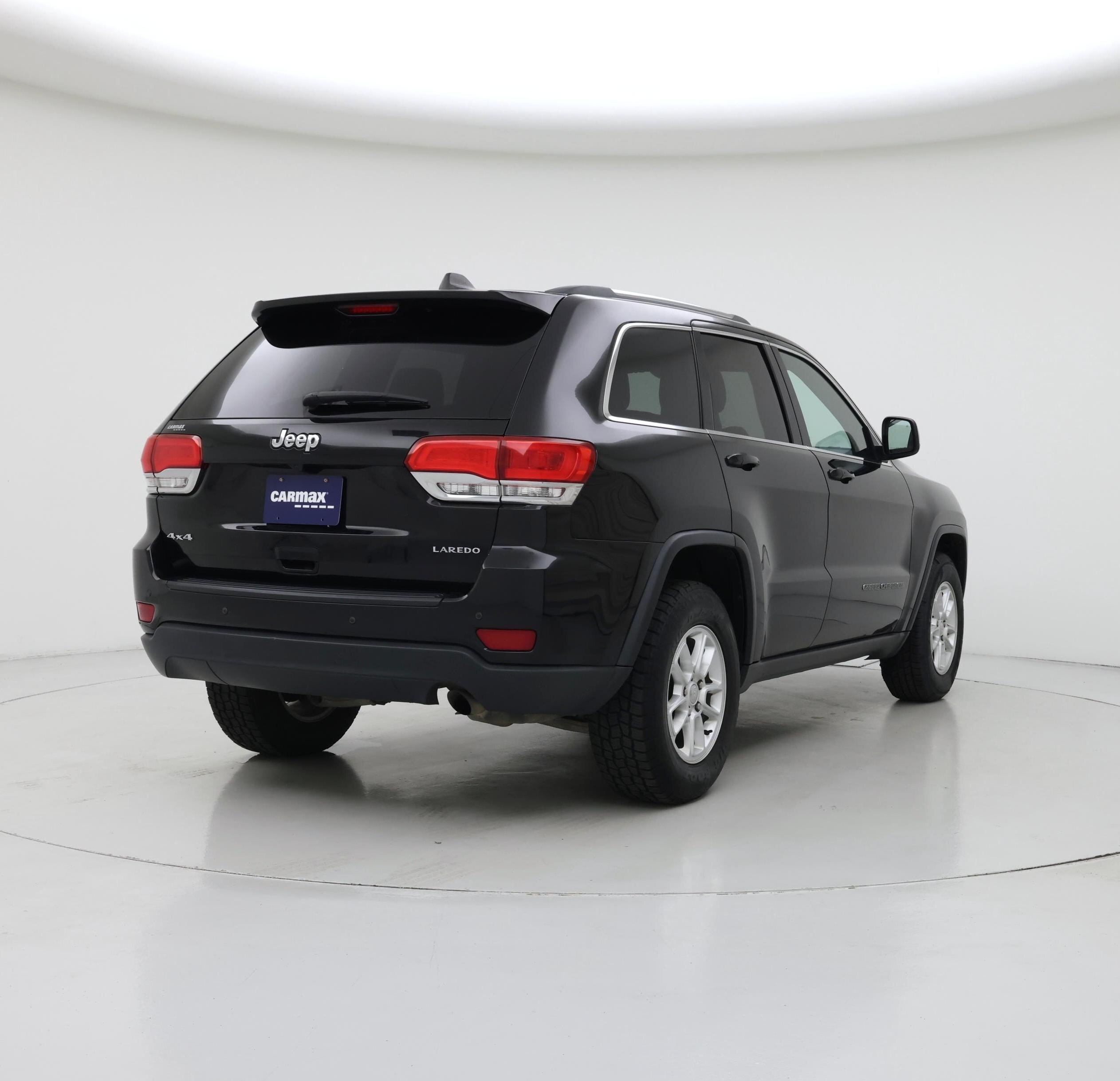 Thumbnail: 2019 Jeep Grand Cherokee - 8