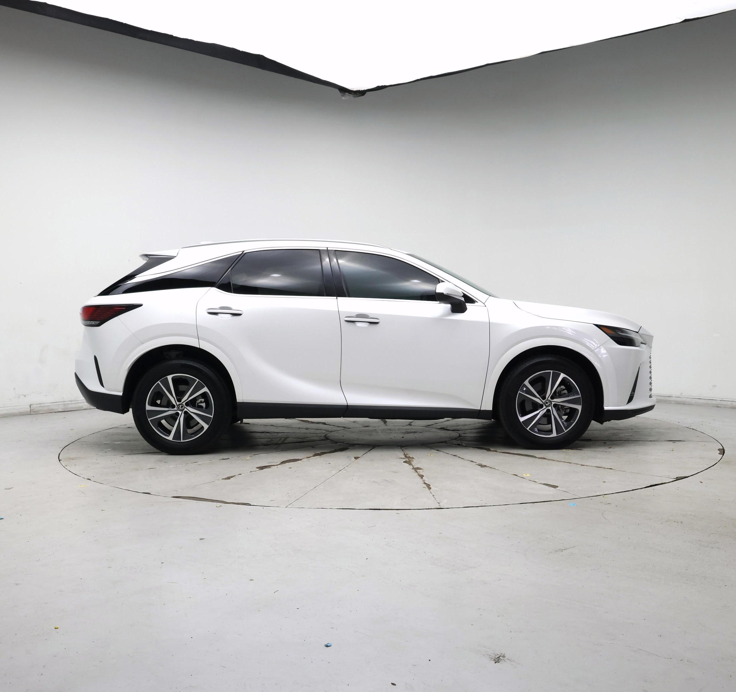Thumbnail: 2023 Lexus RX - 7
