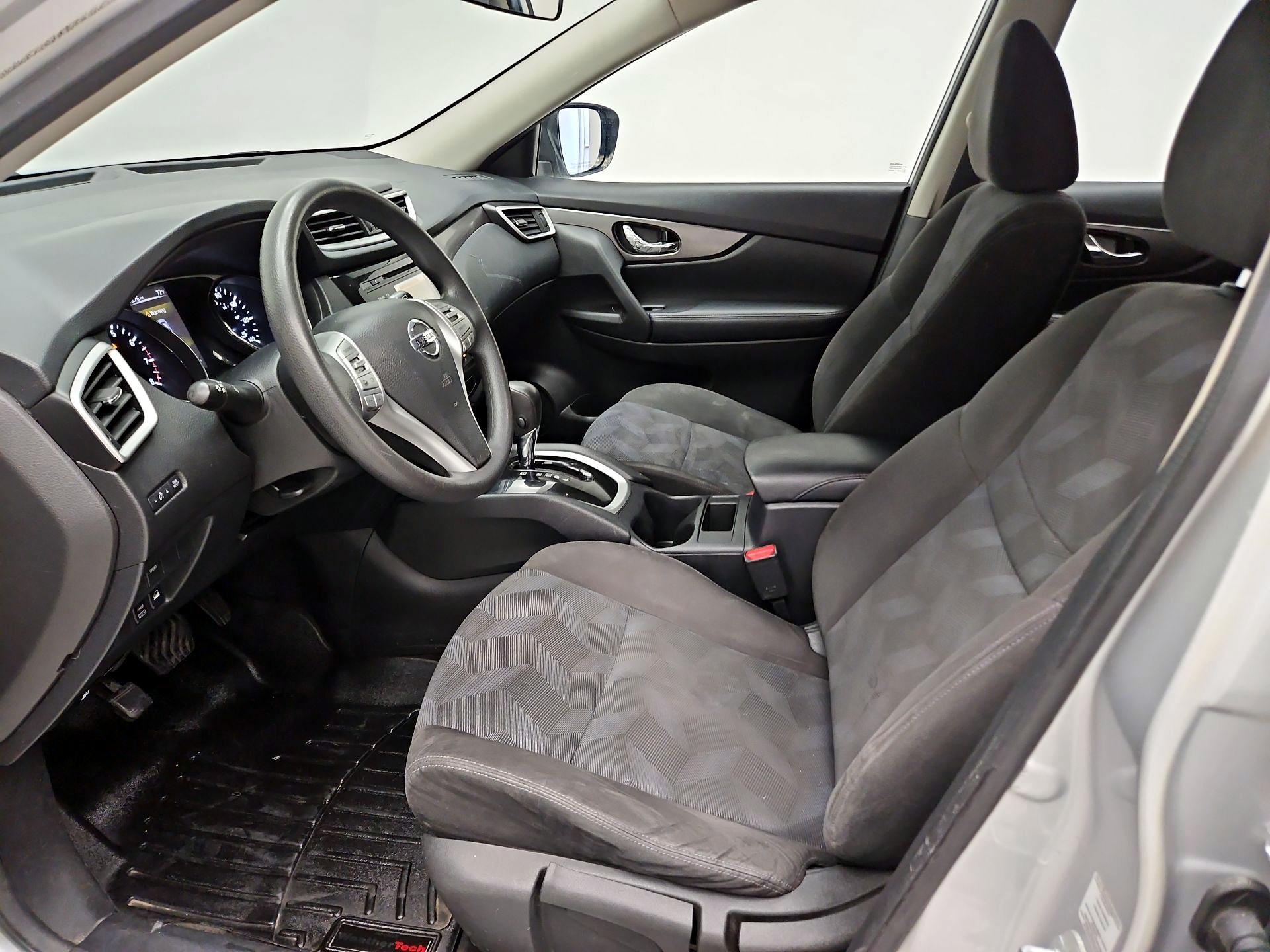 Thumbnail: 2015 Nissan Rogue - 11
