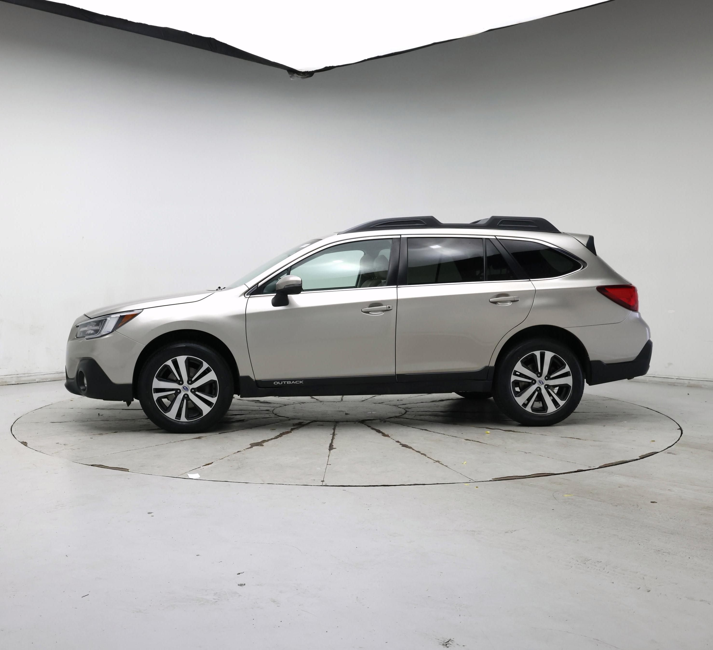 Thumbnail: 2019 Subaru Outback - 3