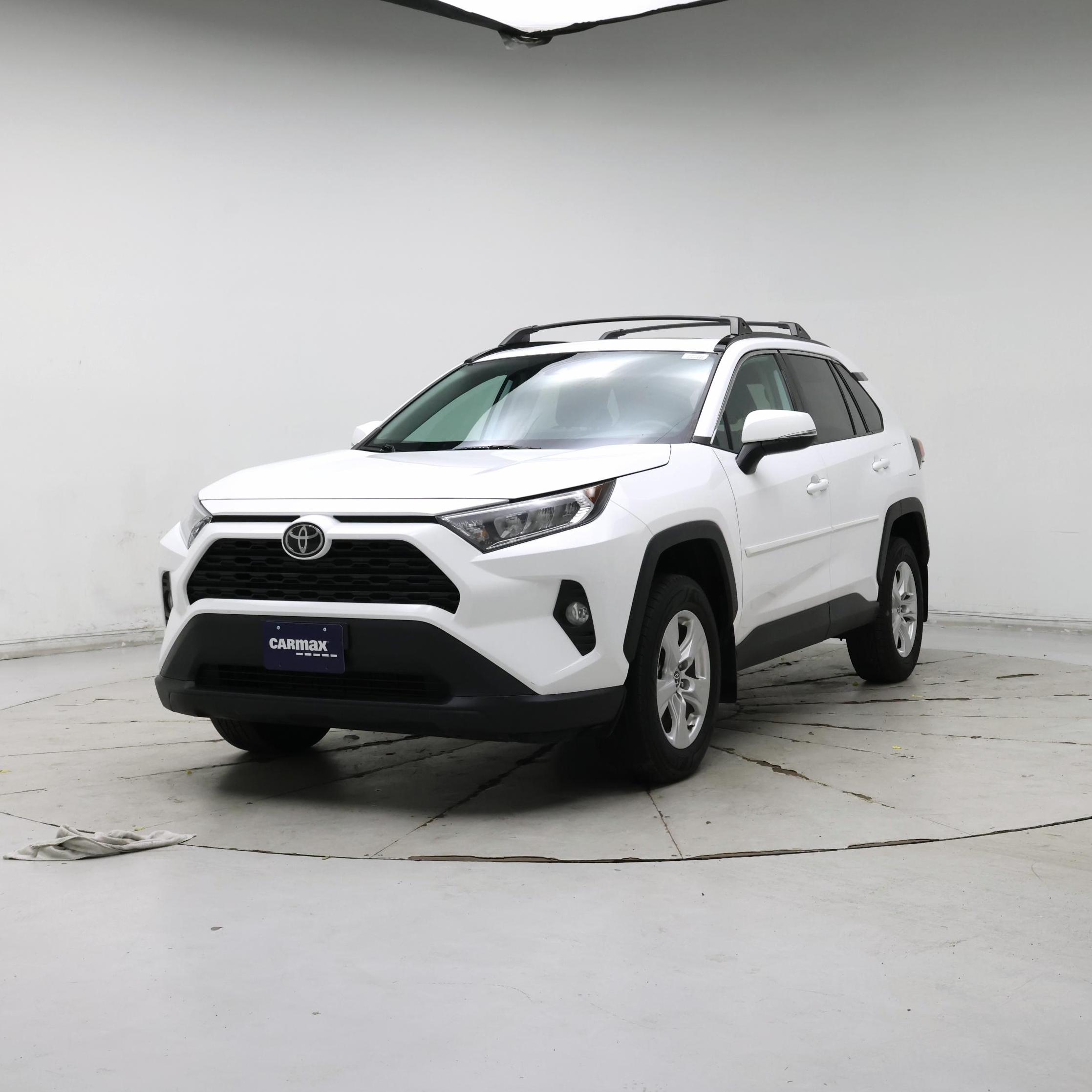 Thumbnail: 2021 Toyota RAV4 - 4