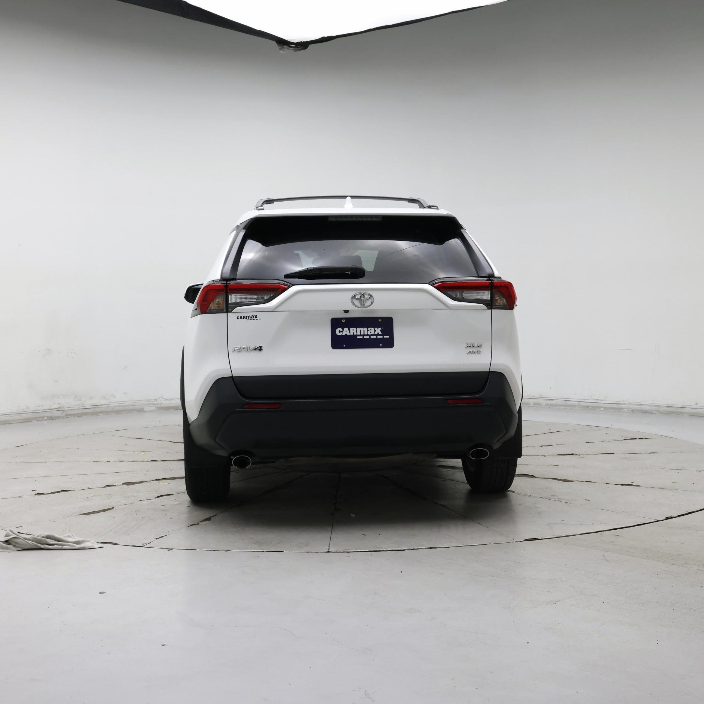 Thumbnail: 2021 Toyota RAV4 - 6