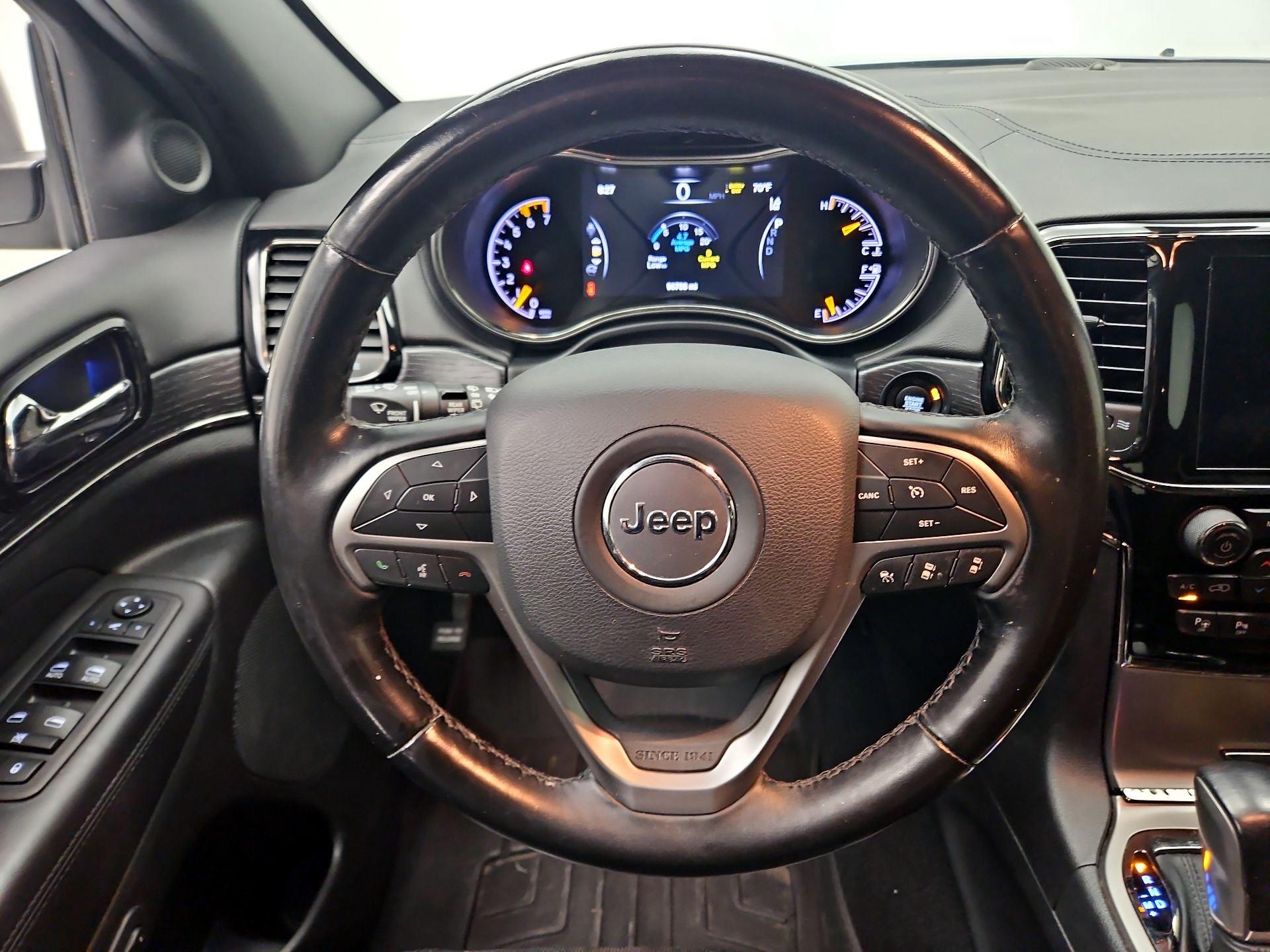 Thumbnail: 2020 Jeep Grand Cherokee - 10