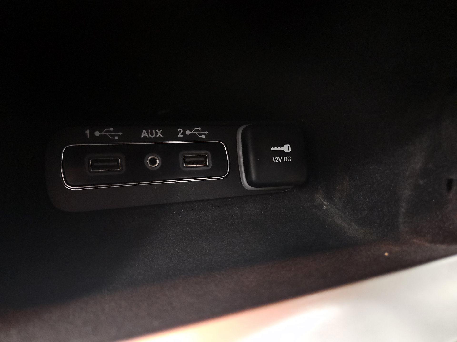 Thumbnail: 2020 Jeep Grand Cherokee - 19