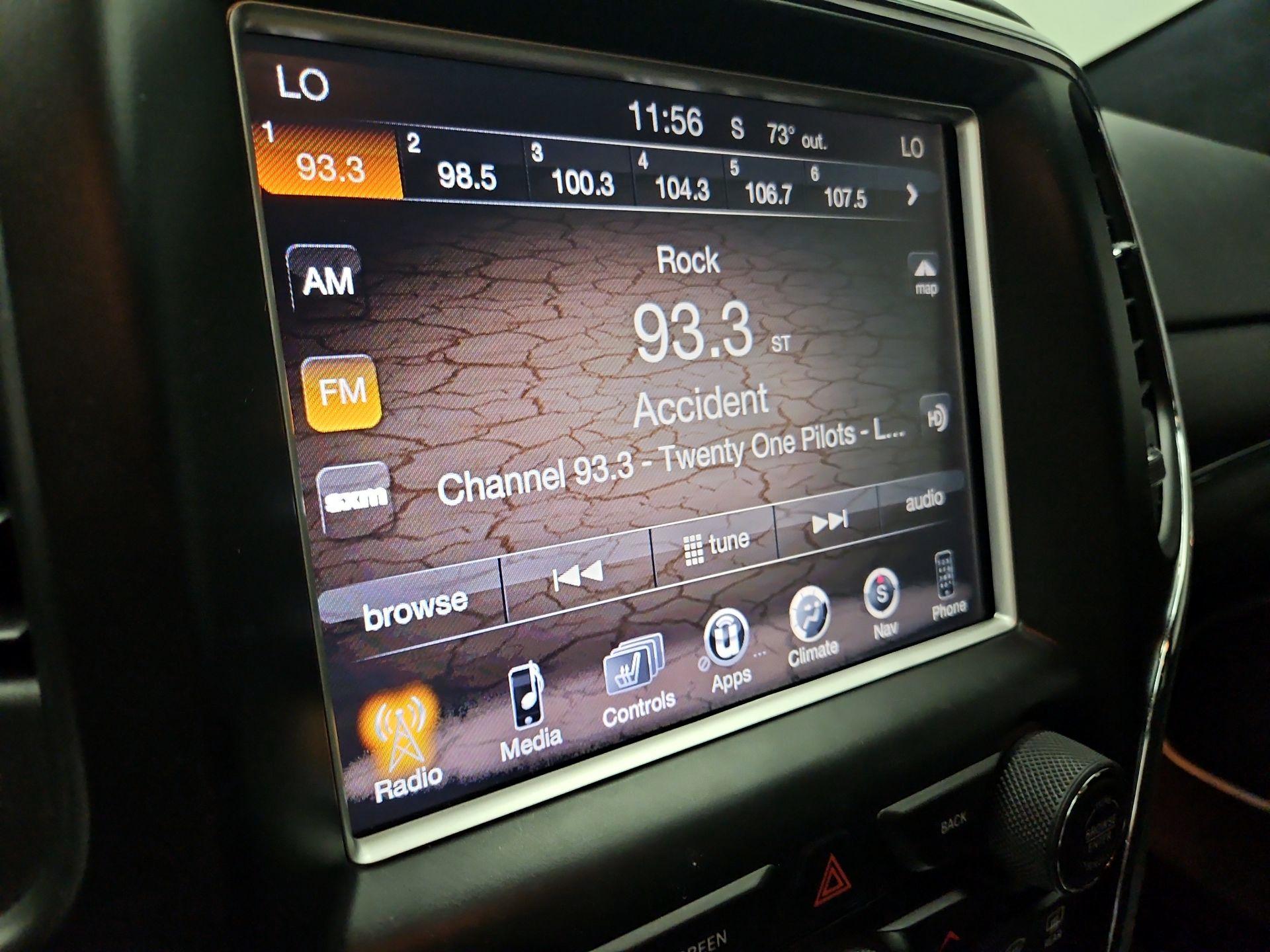 Thumbnail: 2014 Jeep Grand Cherokee - 16
