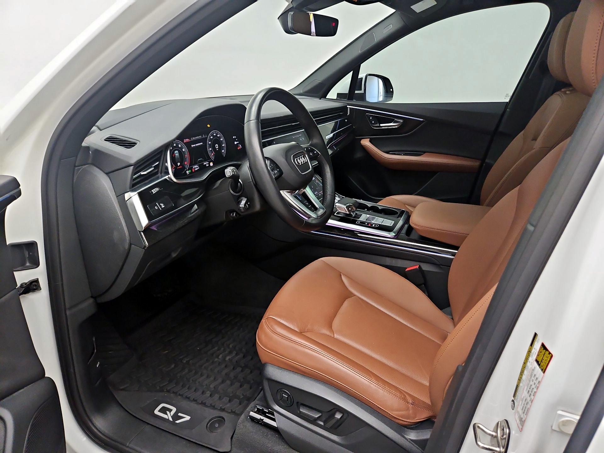 Thumbnail: 2022 Audi Q7 - 11