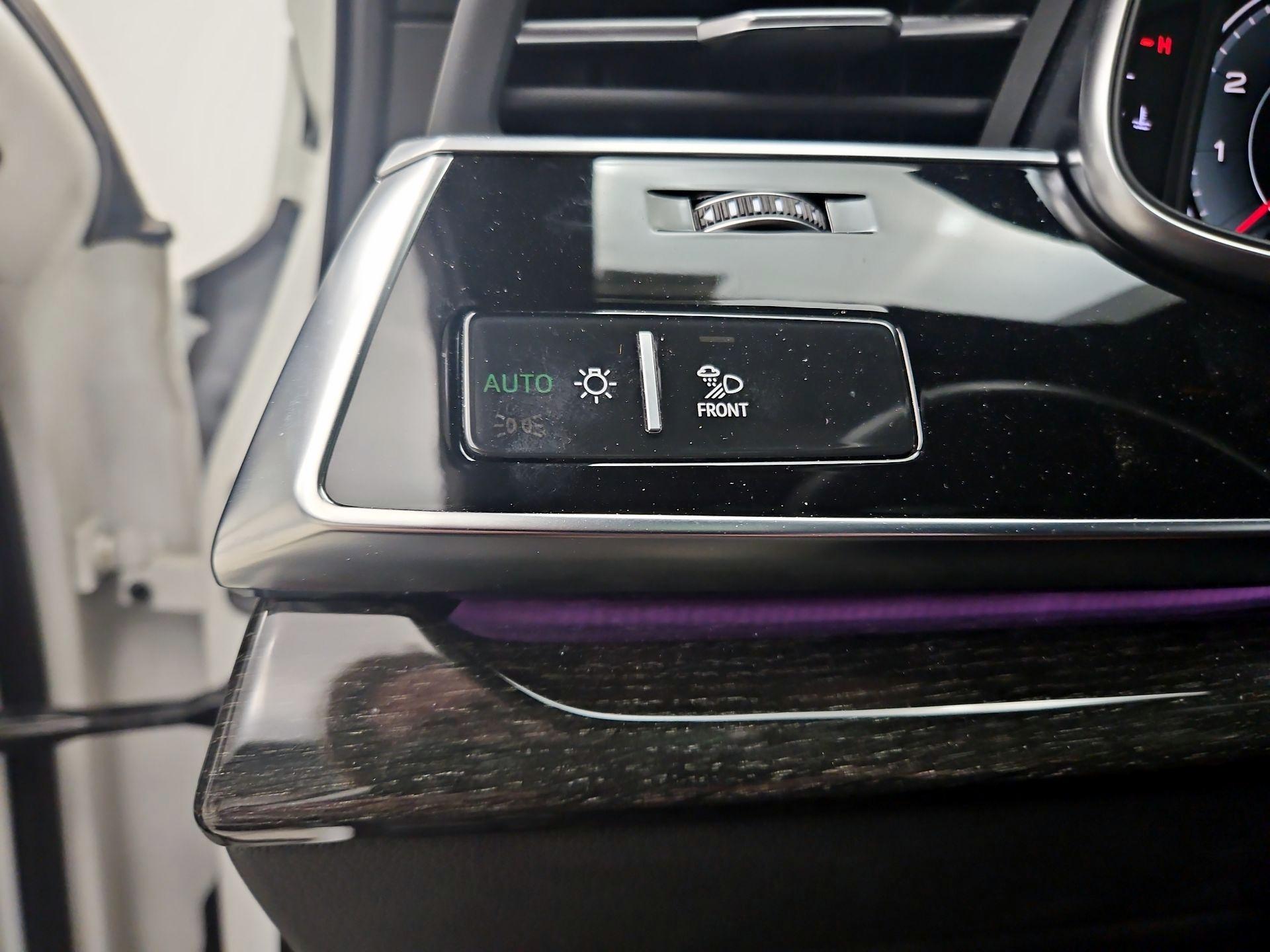 Thumbnail: 2022 Audi Q7 - 13