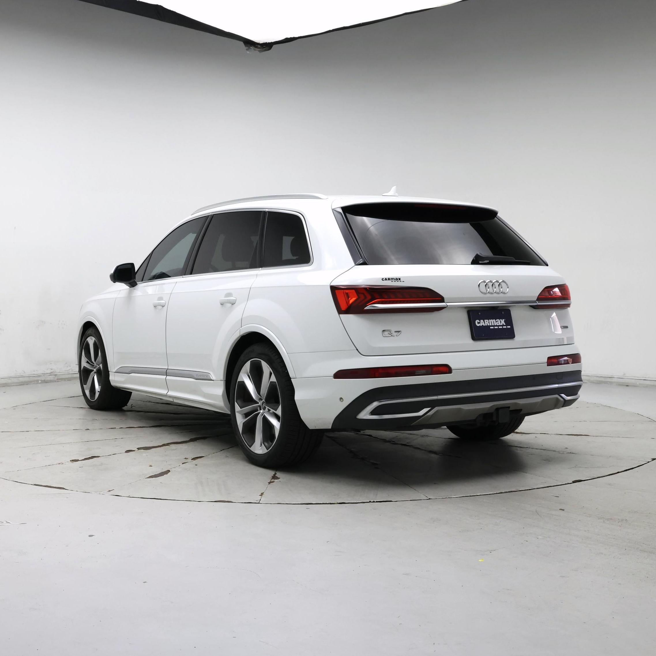 Thumbnail: 2022 Audi Q7 - 2