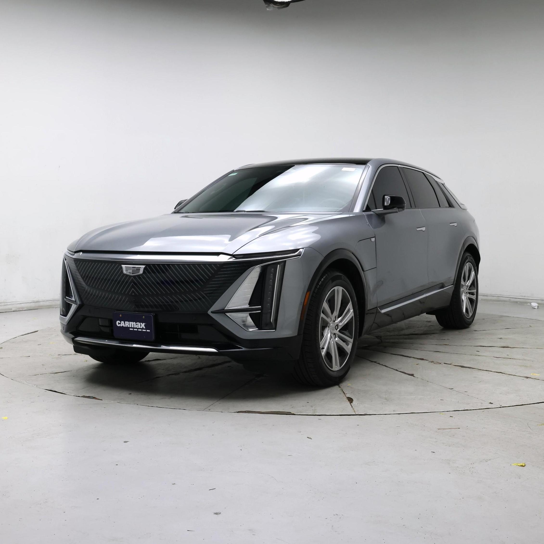 Thumbnail: 2024 Cadillac Lyriq - 4