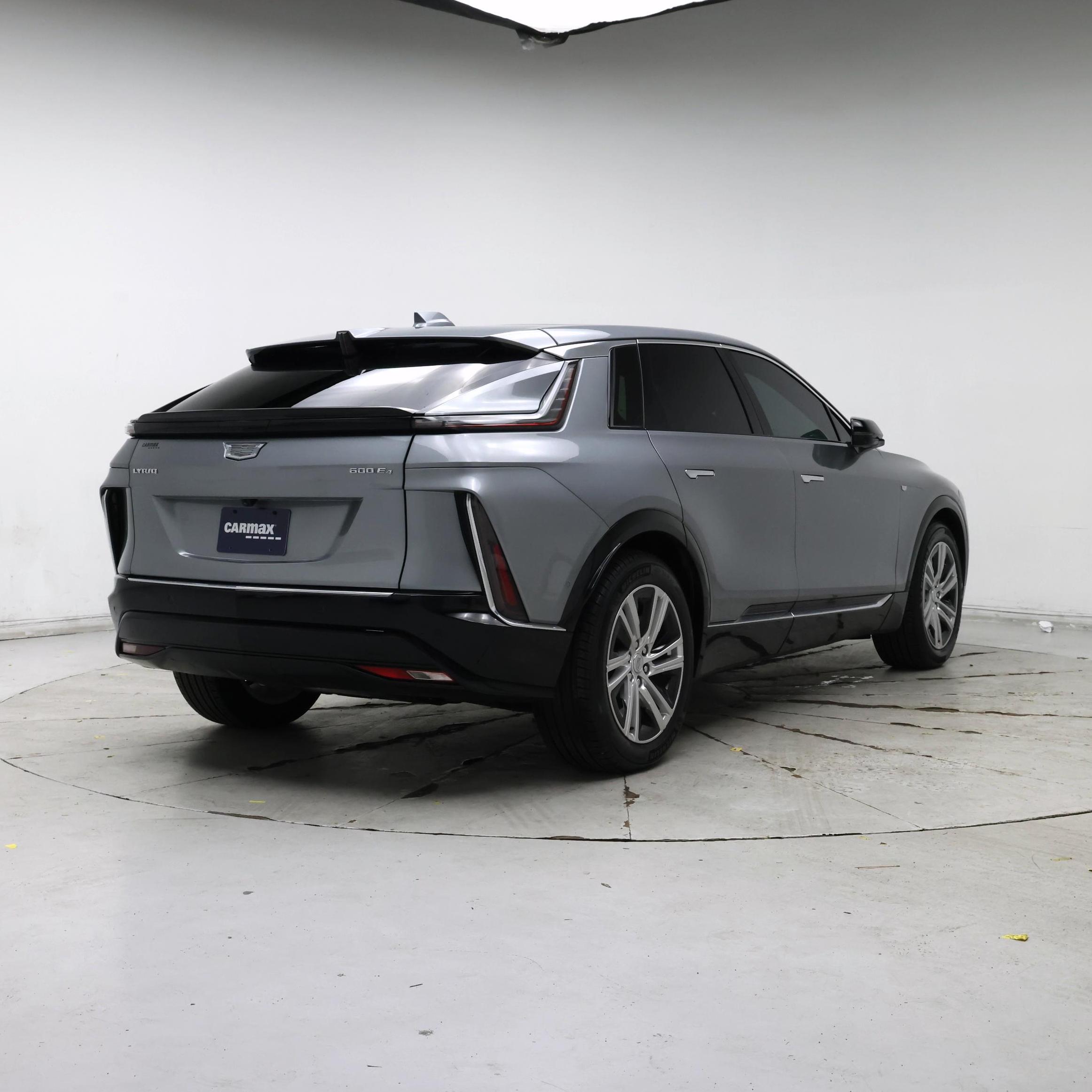 Thumbnail: 2024 Cadillac Lyriq - 8