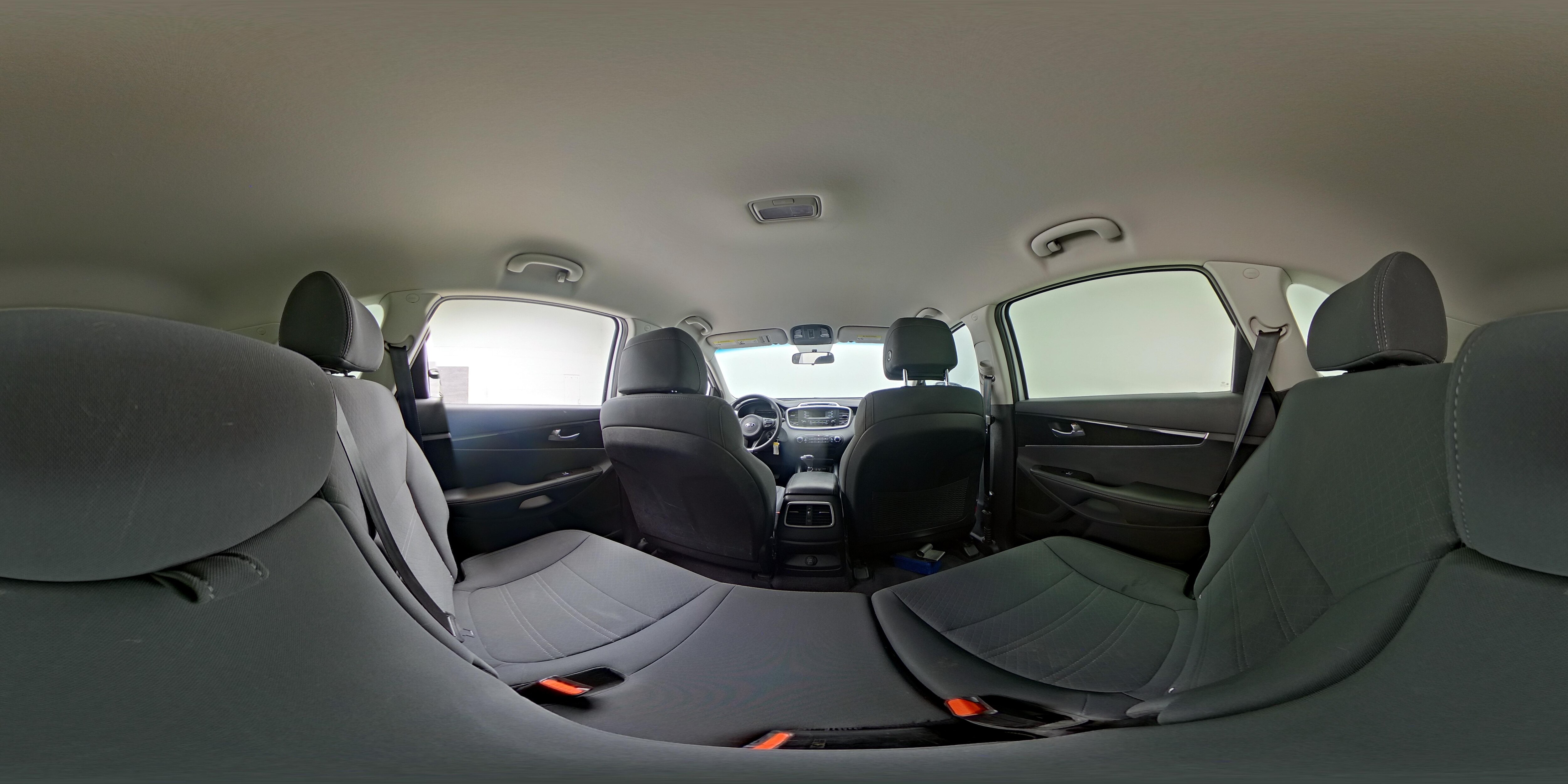 2017 Kia Sorento L - Photo 24