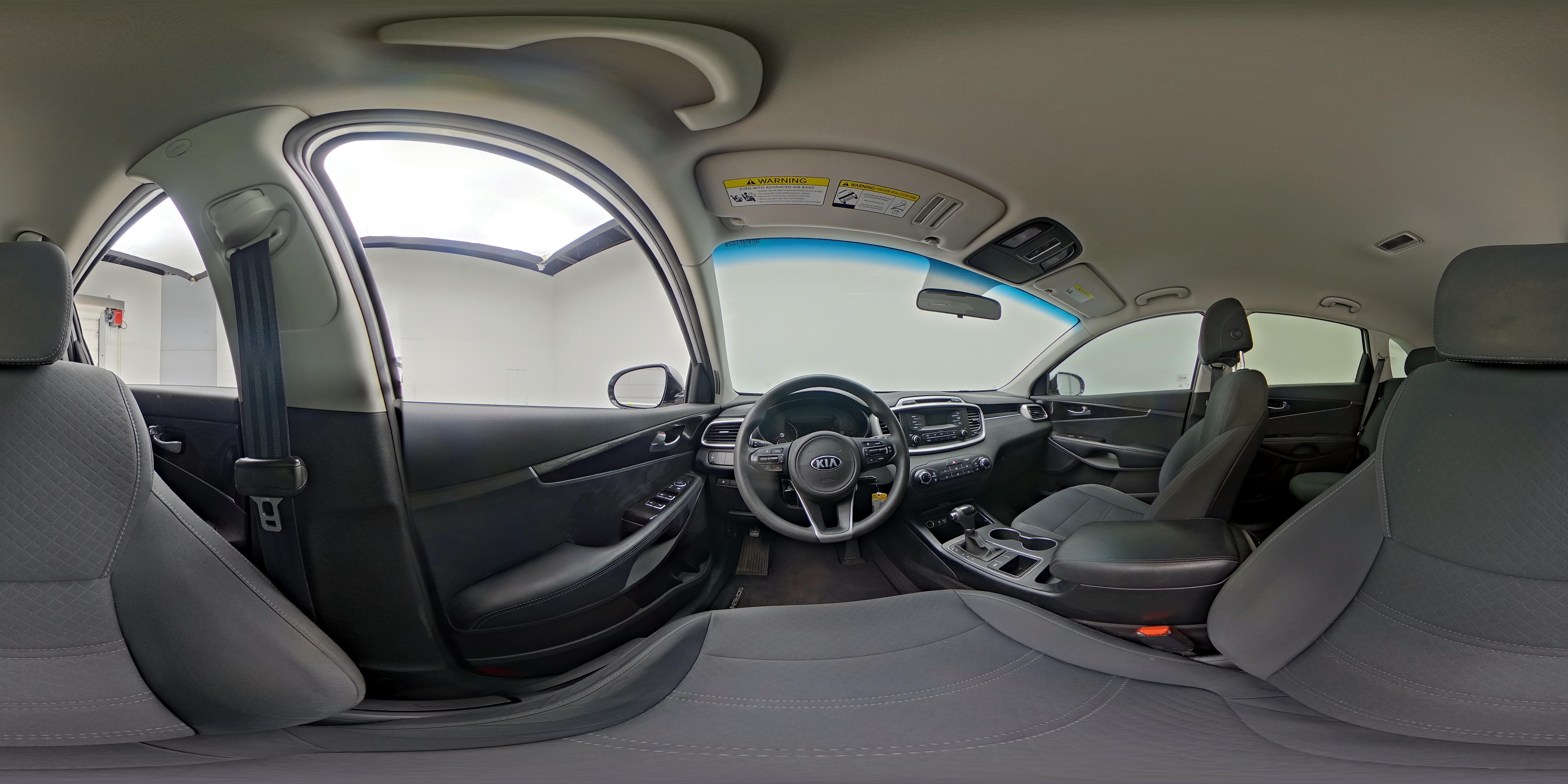 2017 Kia Sorento L - Photo 25