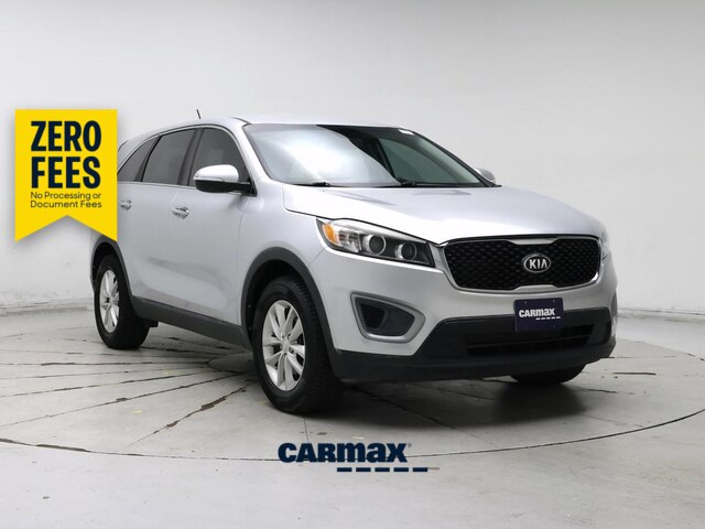 Silver 2017 Kia Sorento SUV / Crossover Front-Wheel Drive Automatic