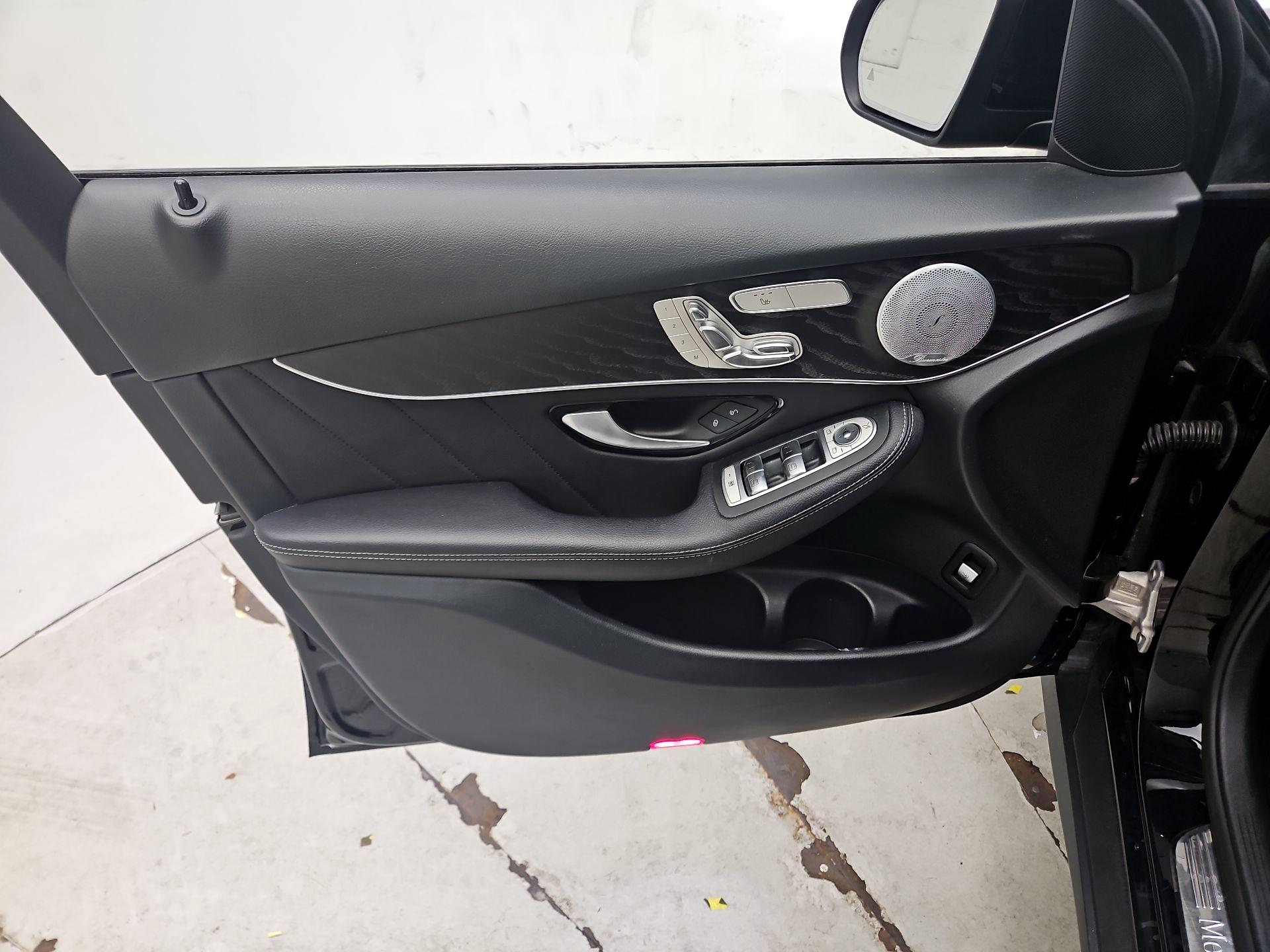 Thumbnail: 2018 Mercedes-Benz GLC - 12