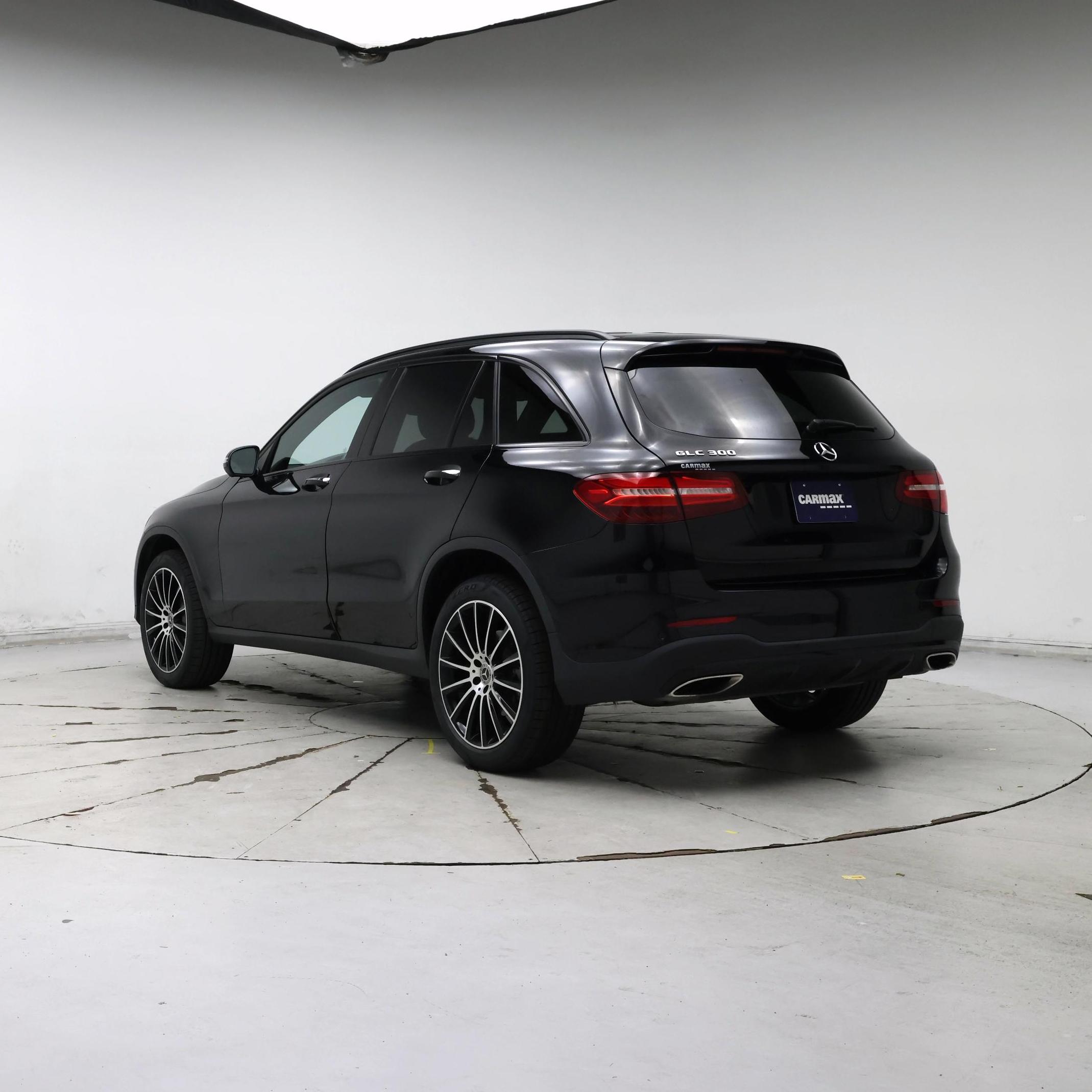 Thumbnail: 2018 Mercedes-Benz GLC - 2