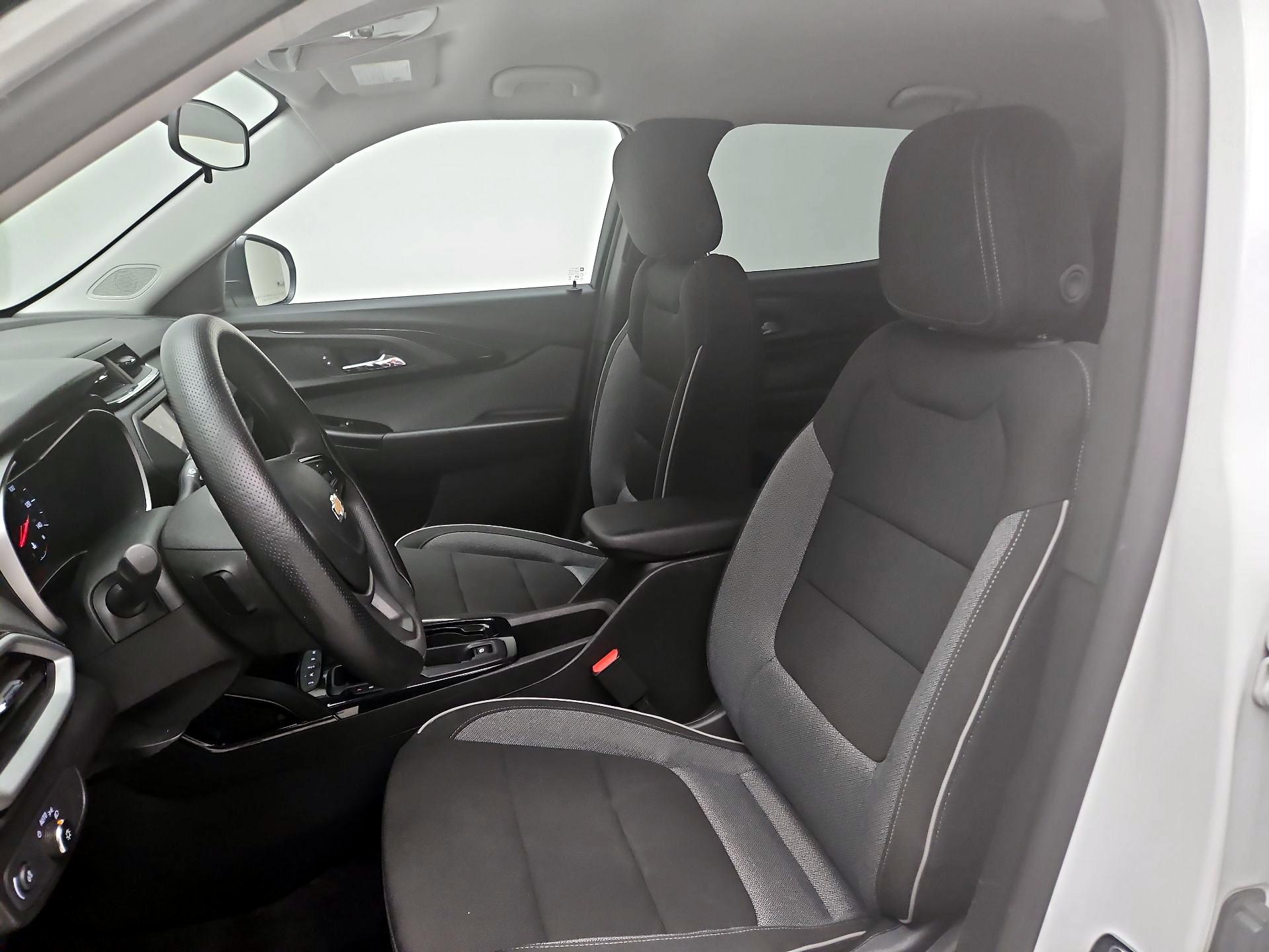 Thumbnail: 2023 Chevrolet TrailBlazer - 11