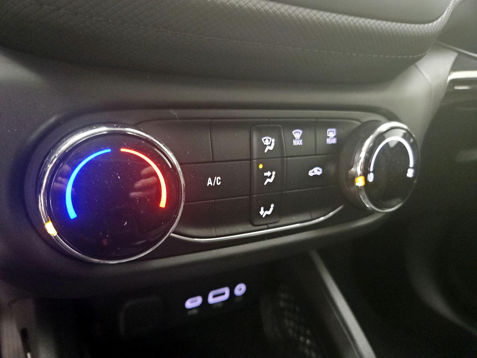 Thumbnail: 2023 Chevrolet TrailBlazer - 16