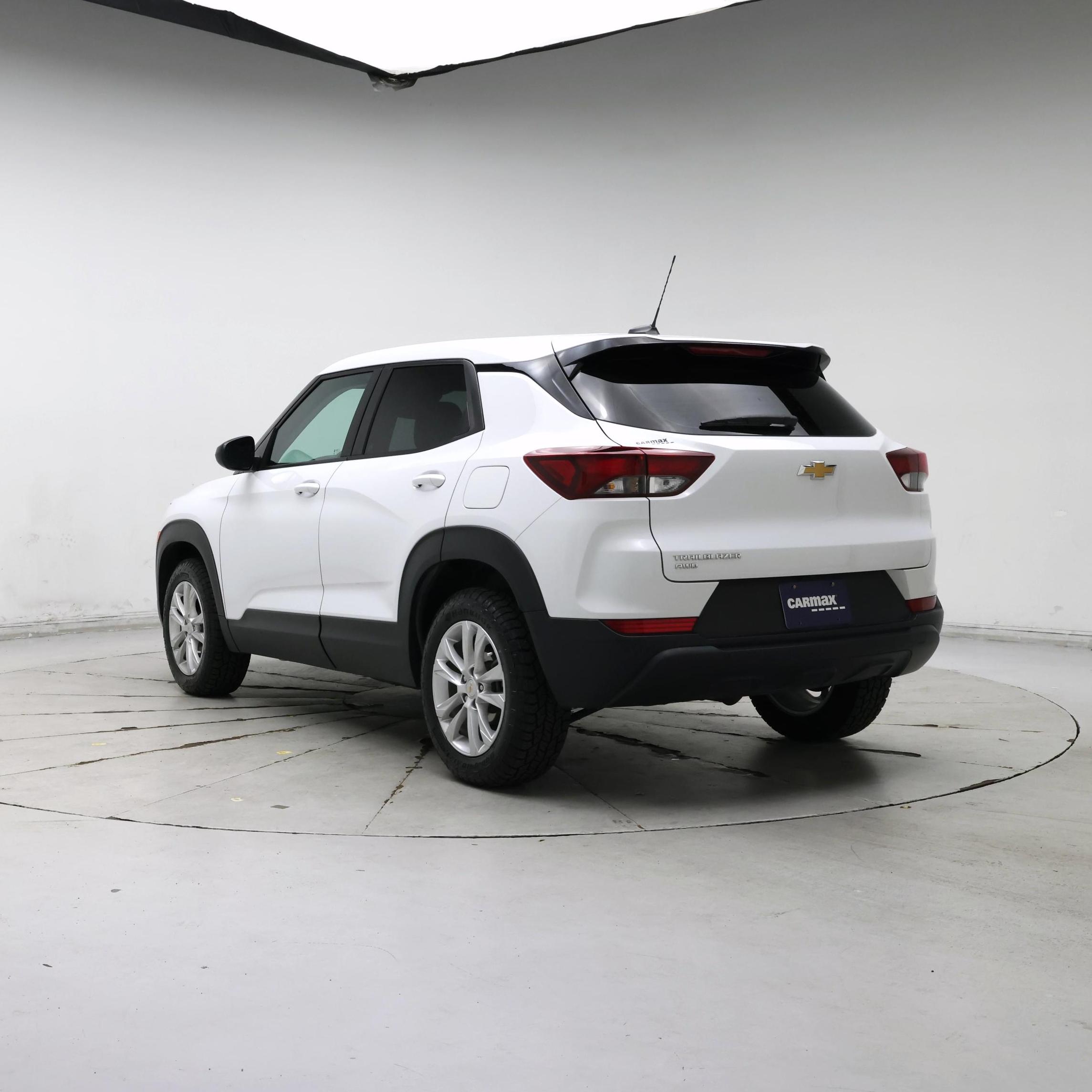 Thumbnail: 2023 Chevrolet TrailBlazer - 2