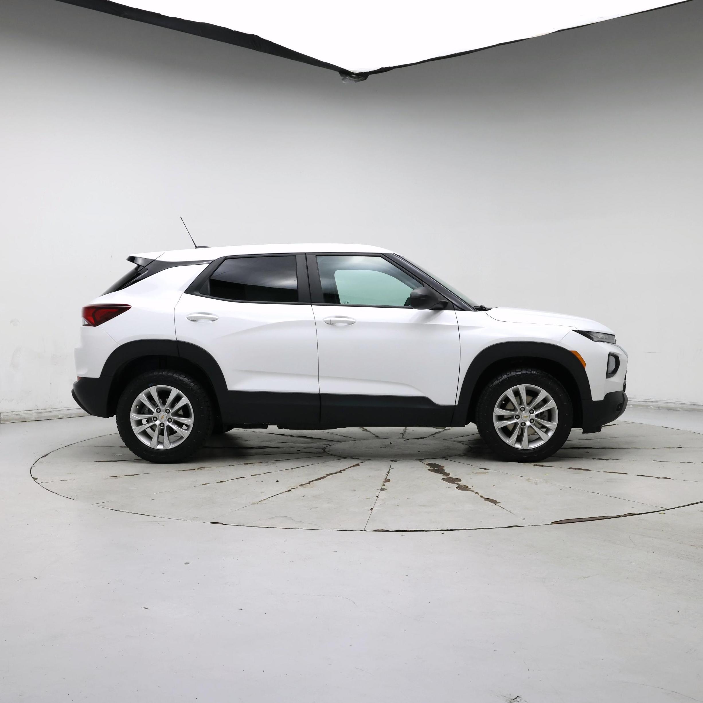 Thumbnail: 2023 Chevrolet TrailBlazer - 7