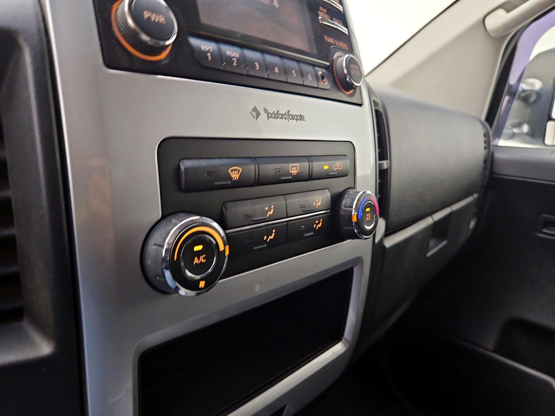 Thumbnail: 2014 Nissan Titan - 16