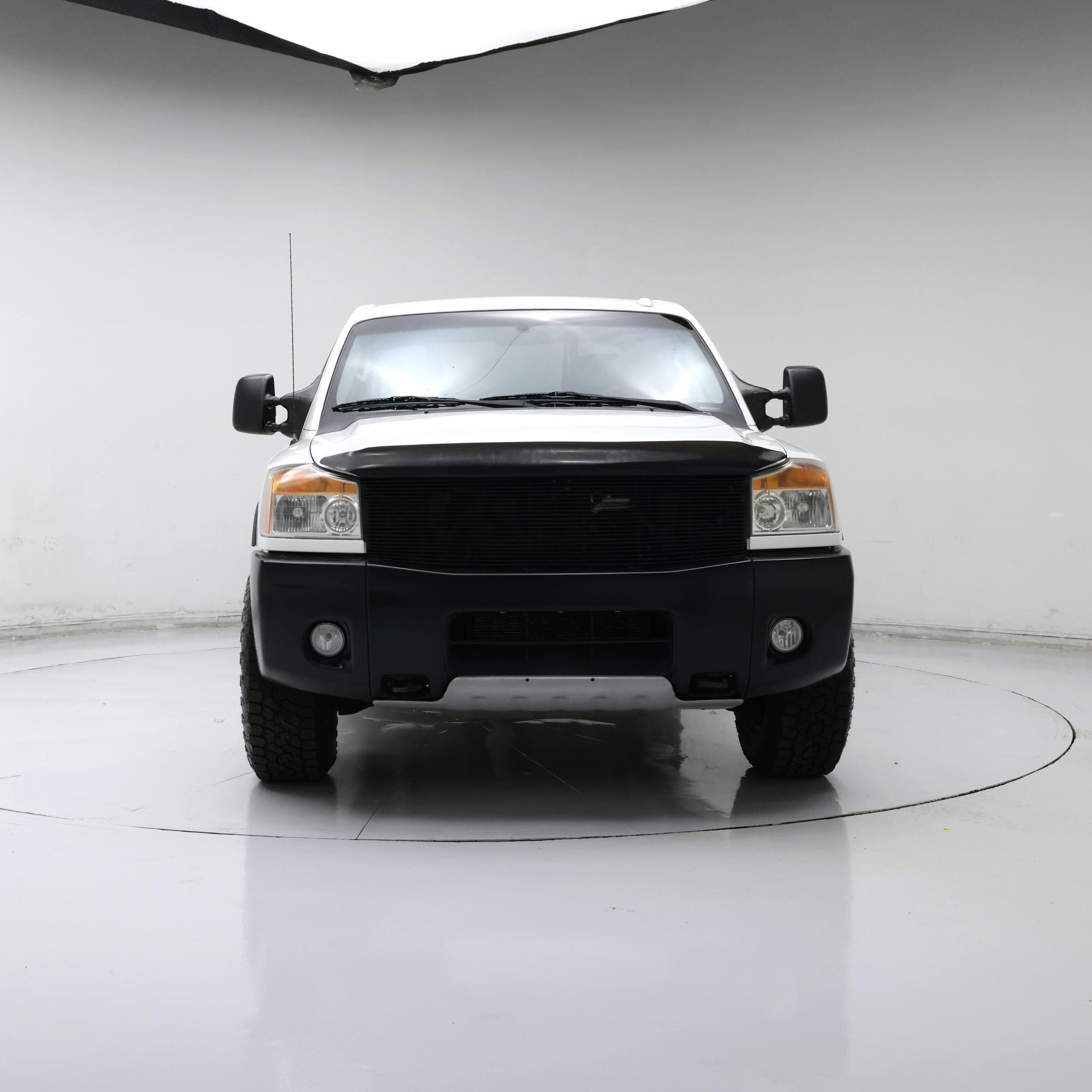 Thumbnail: 2014 Nissan Titan - 5