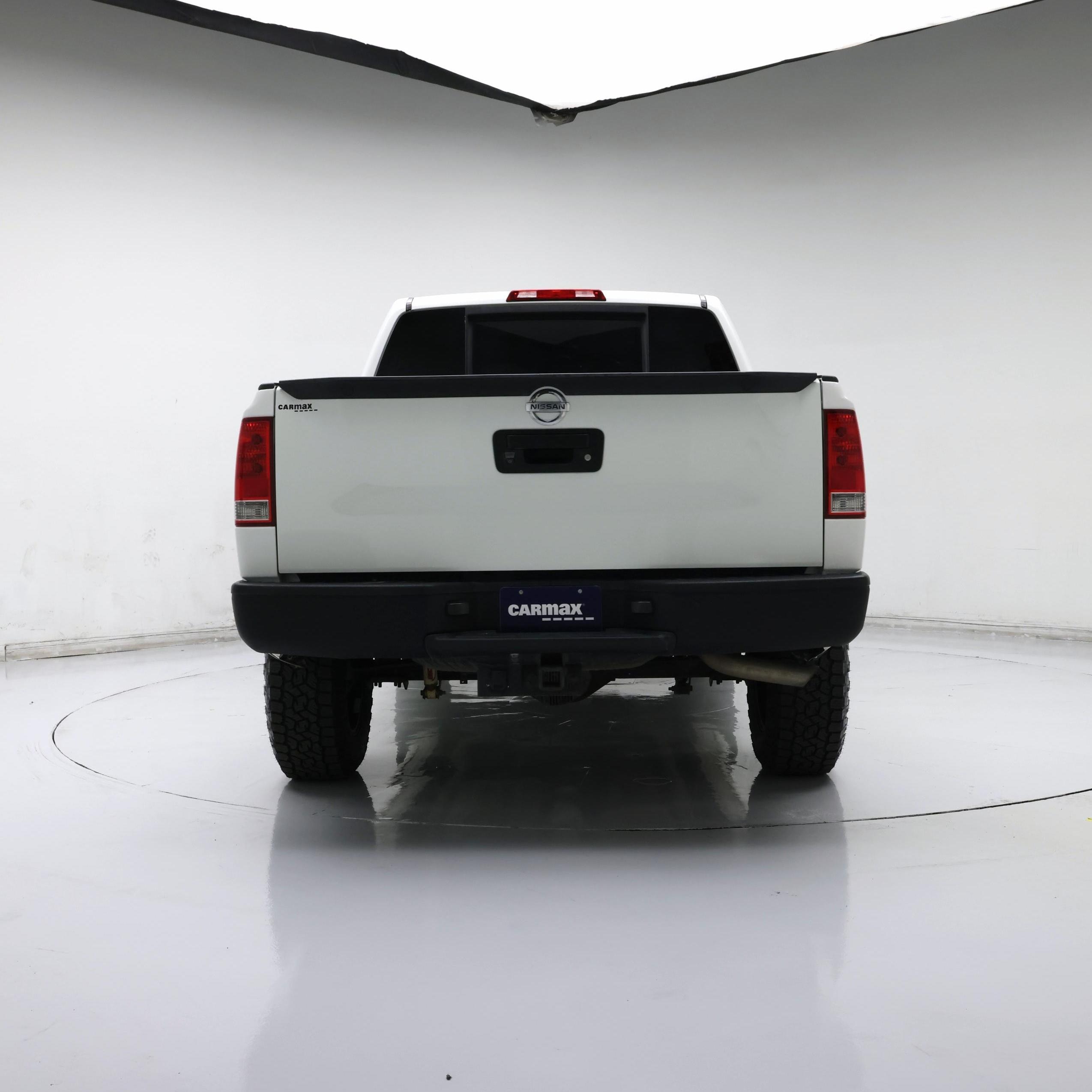 Thumbnail: 2014 Nissan Titan - 6