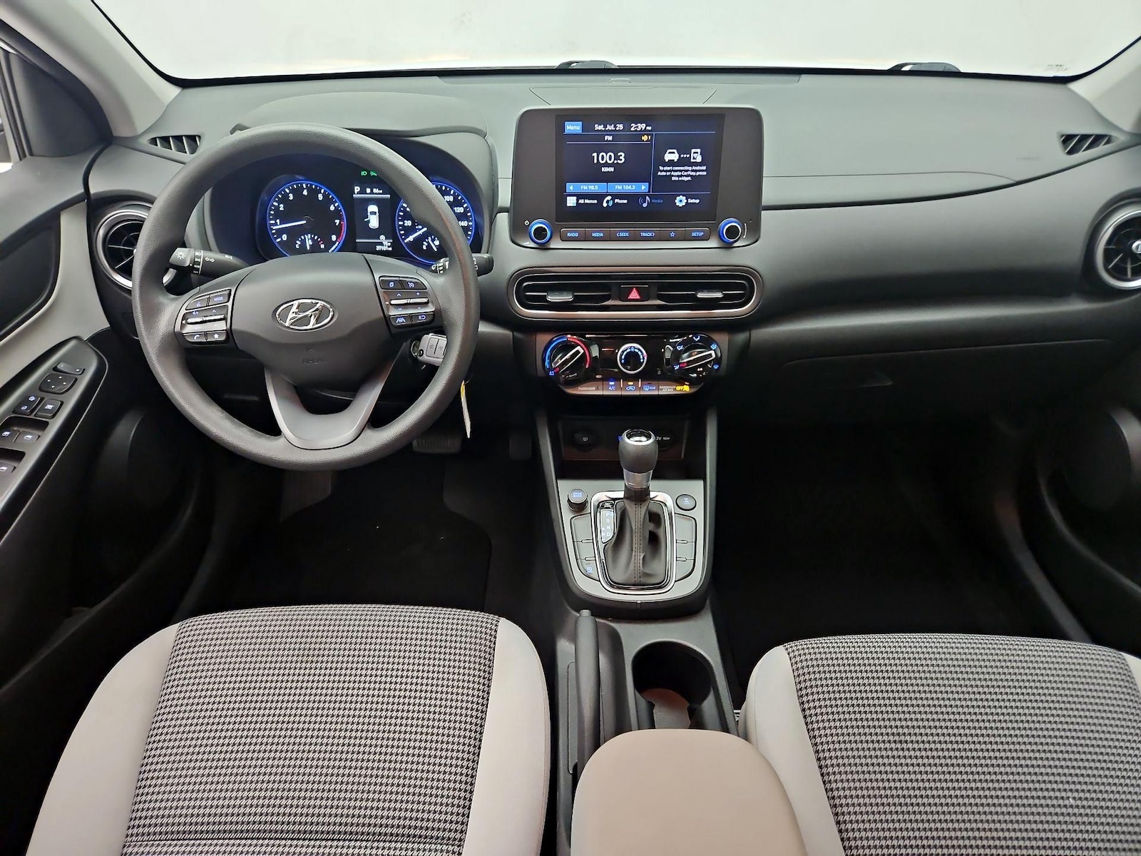 2022 Hyundai Kona SE - Photo 10