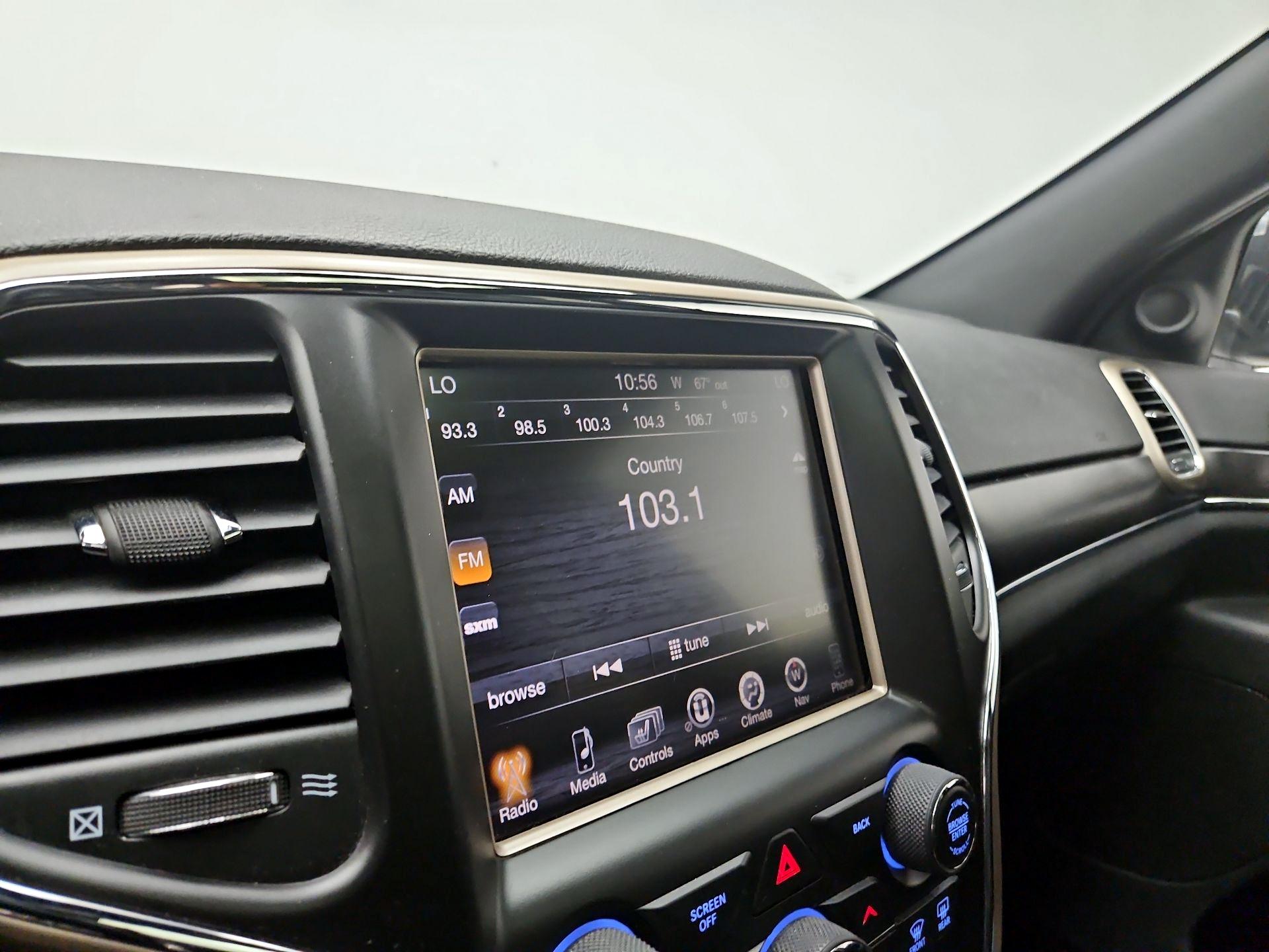 Thumbnail: 2014 Jeep Grand Cherokee - 16