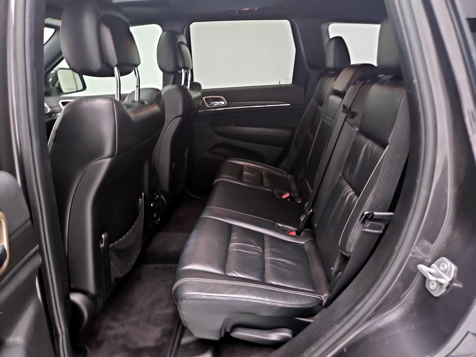 Thumbnail: 2015 Jeep Grand Cherokee - 20