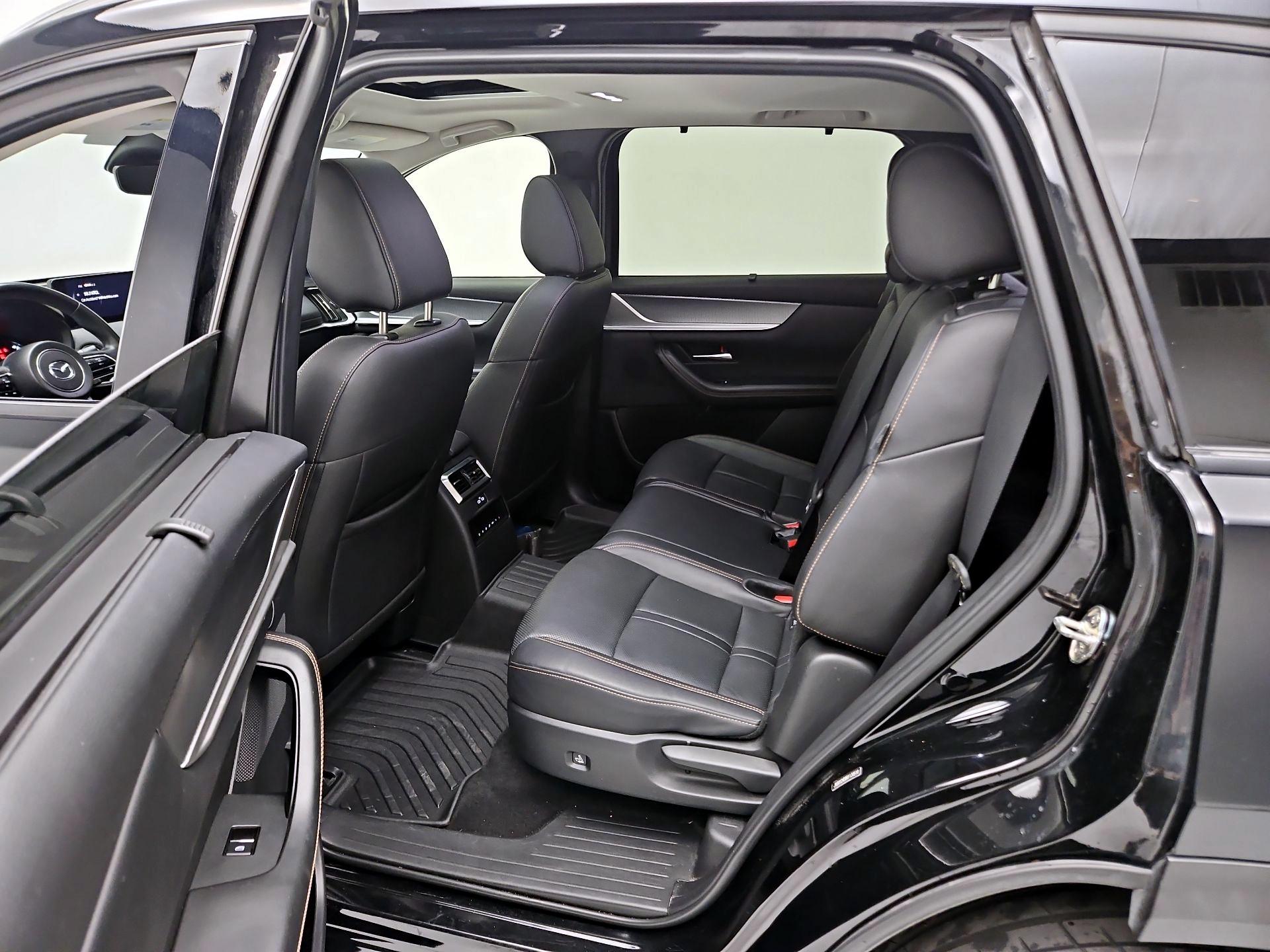 Thumbnail: 2024 Mazda CX-90 - 20