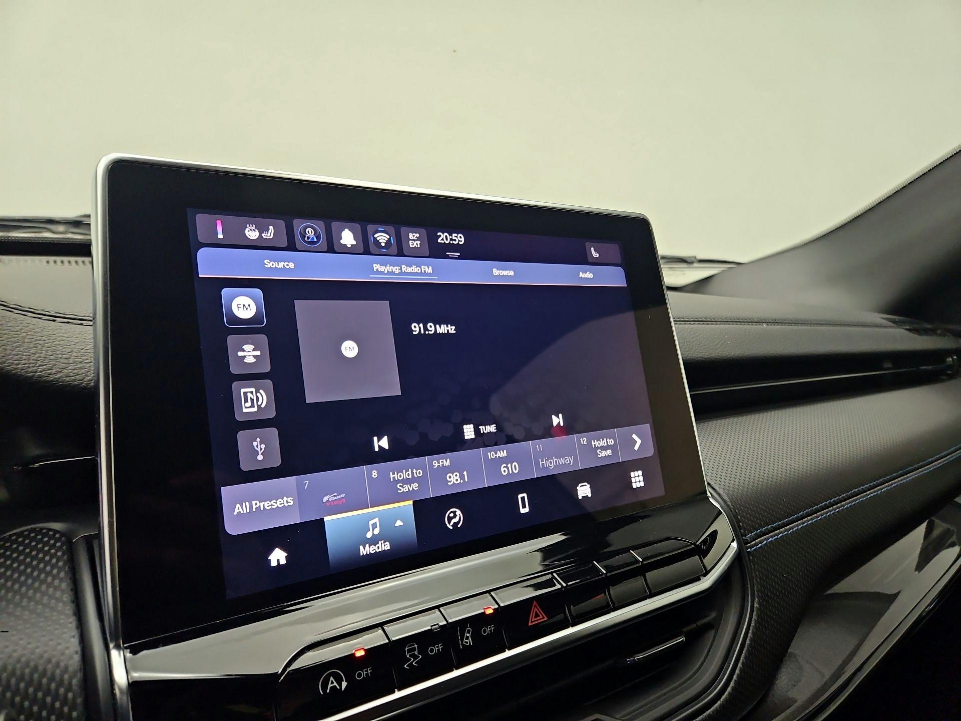 Thumbnail: 2025 Jeep Compass - 15