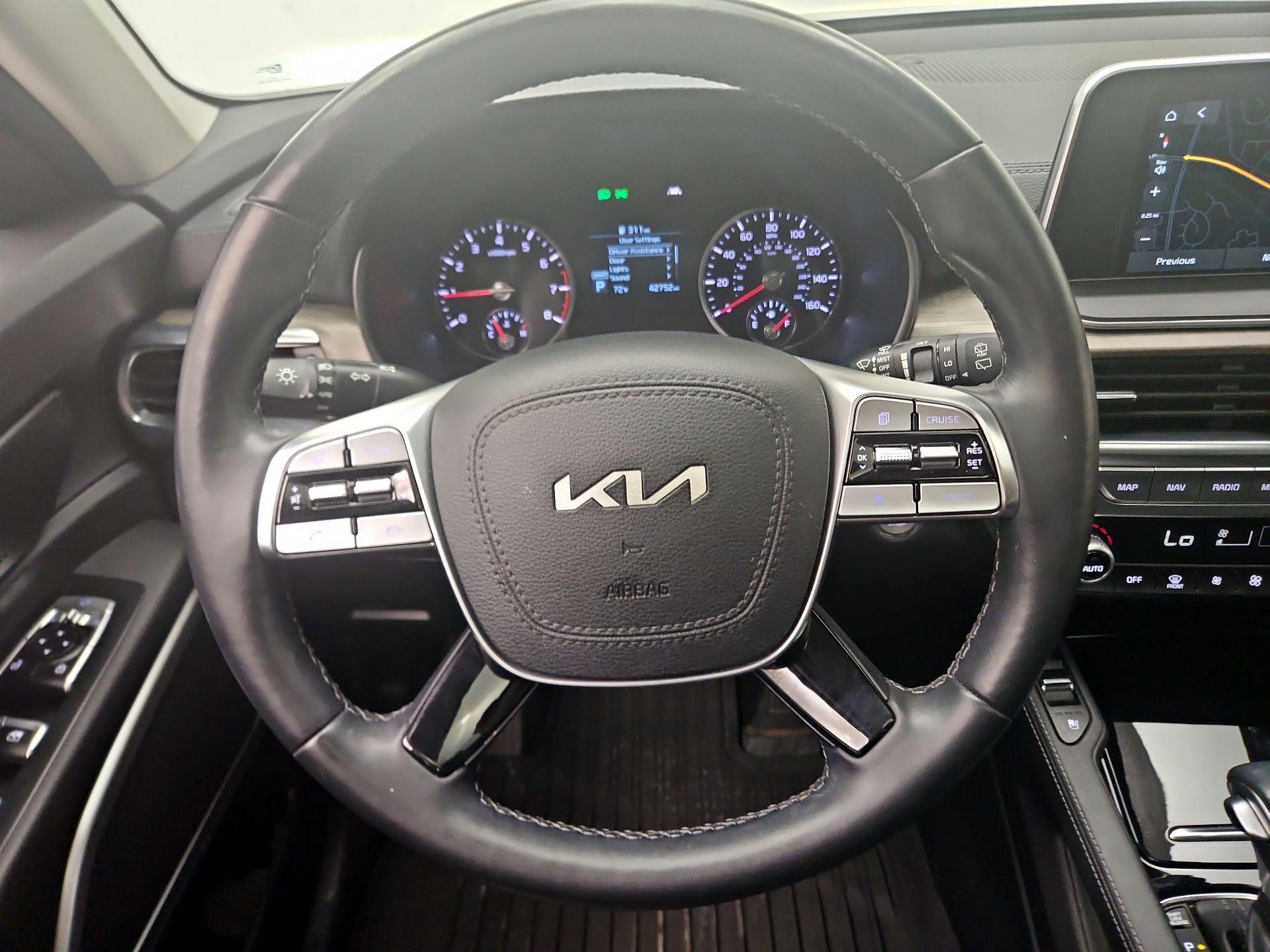 Thumbnail: 2022 Kia Telluride - 10
