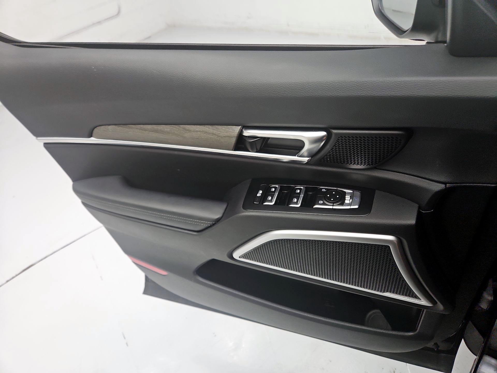 Thumbnail: 2022 Kia Telluride - 12