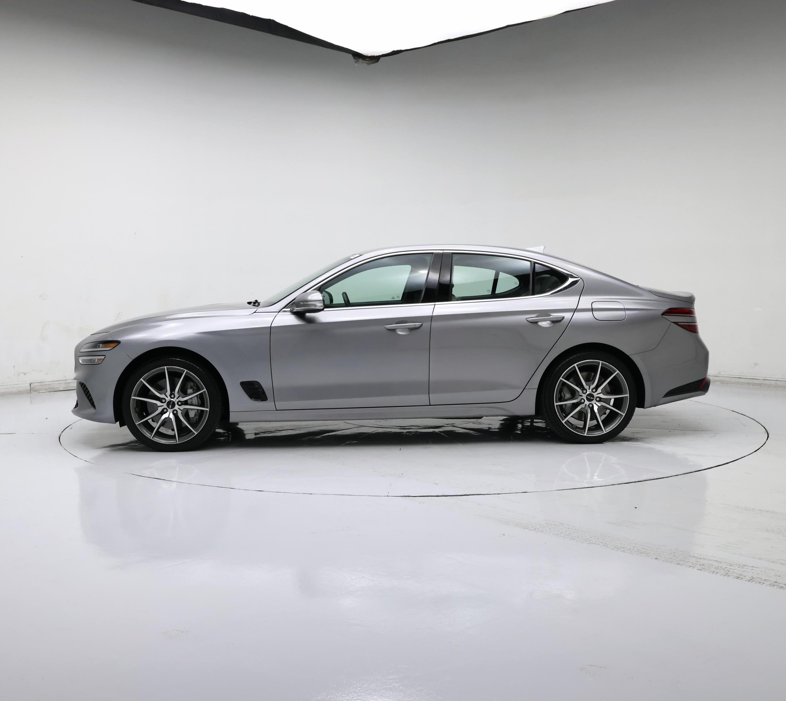 Thumbnail: 2025 Genesis G70 - 3