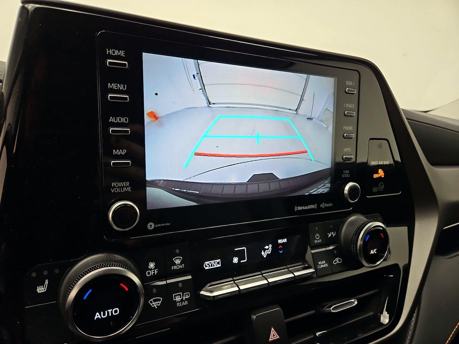 2022 Toyota Highlander Bronze Edition - Photo 15