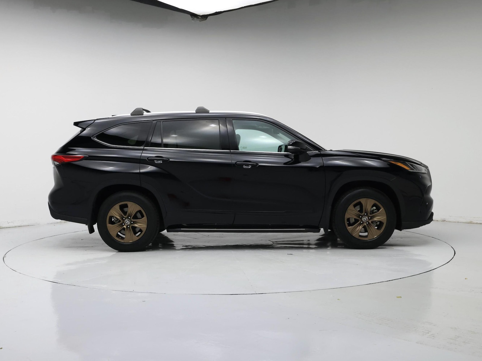 2022 Toyota Highlander Bronze Edition - Photo 8
