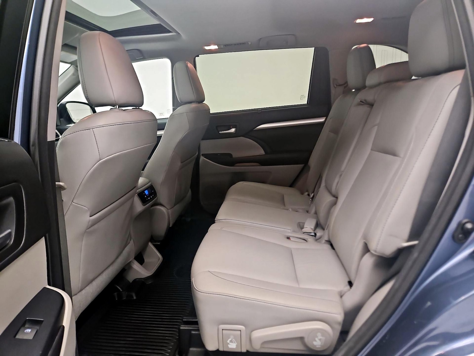 Rear Air Conditioning